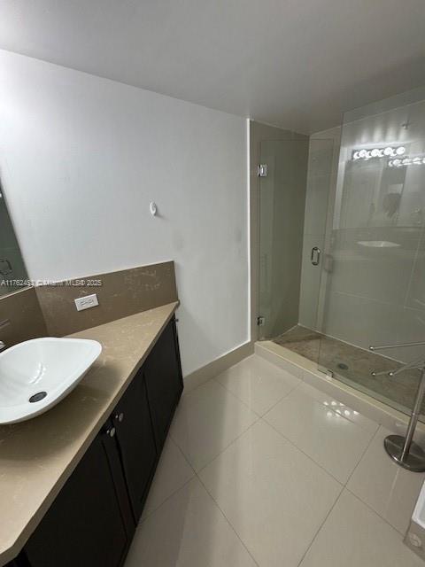 PORTO BELLAGIO CONDO - Residential