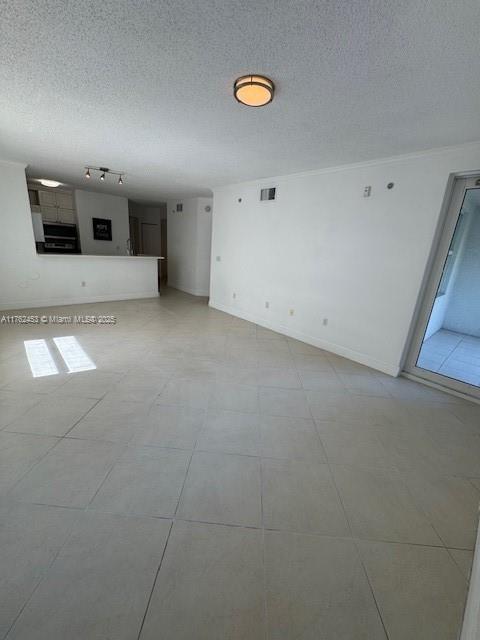 PORTO BELLAGIO CONDO - Residential