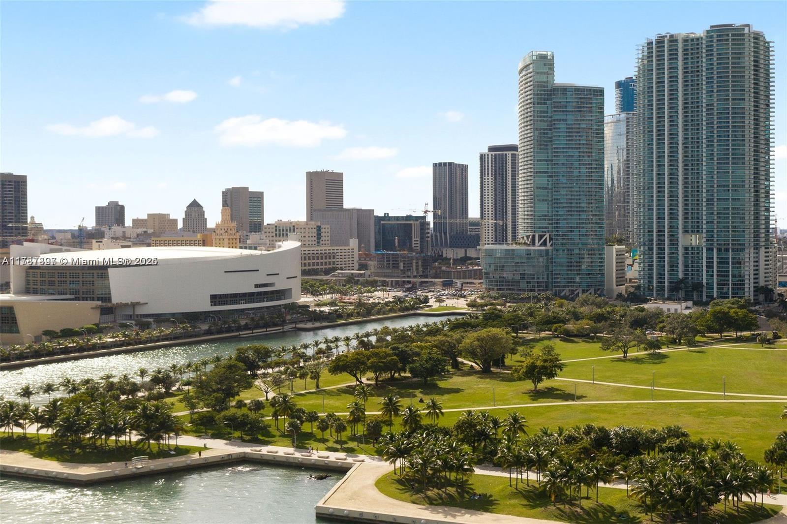 900 BISCAYNE BAY CONDO - Residential