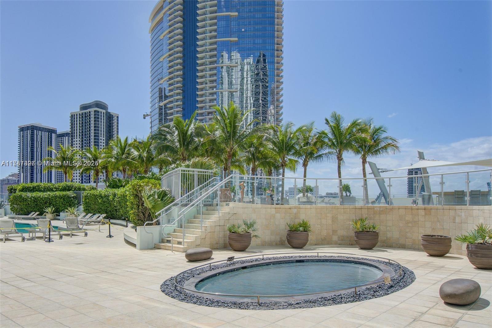 900 BISCAYNE BAY CONDO - Residential