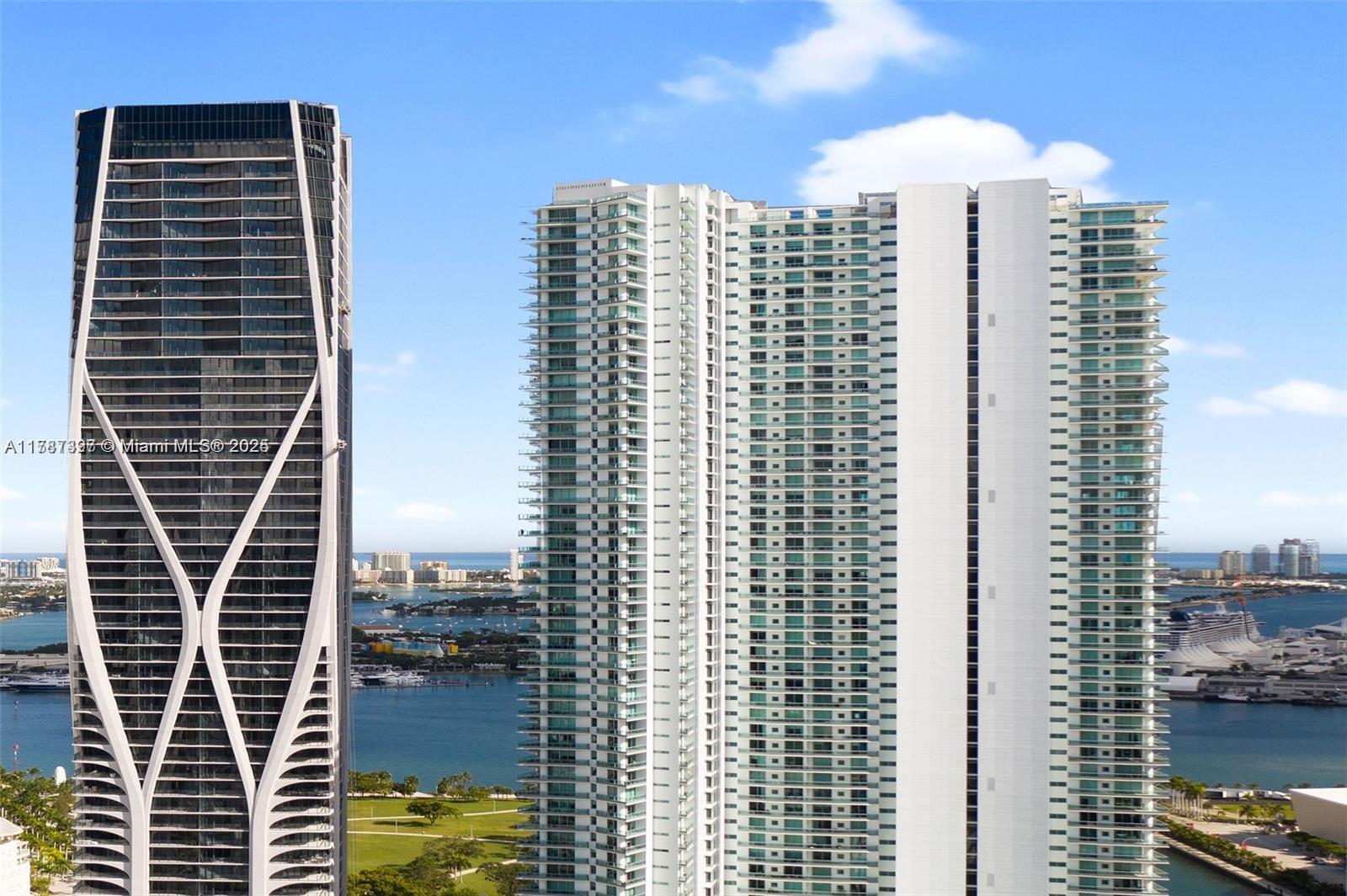 900 BISCAYNE BAY CONDO - Residential
