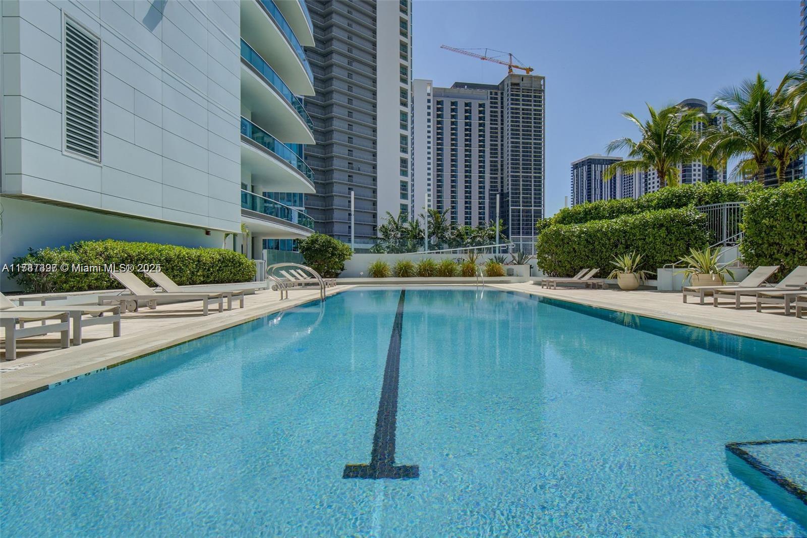 900 BISCAYNE BAY CONDO - Residential