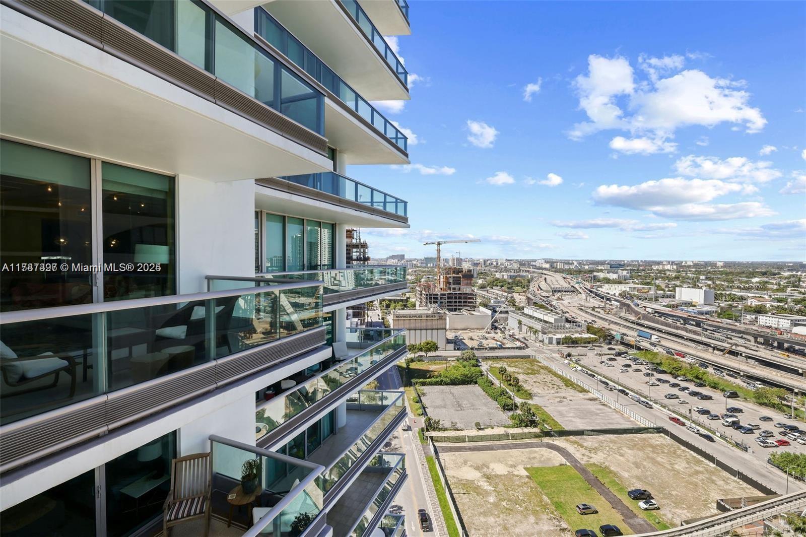 900 BISCAYNE BAY CONDO - Residential