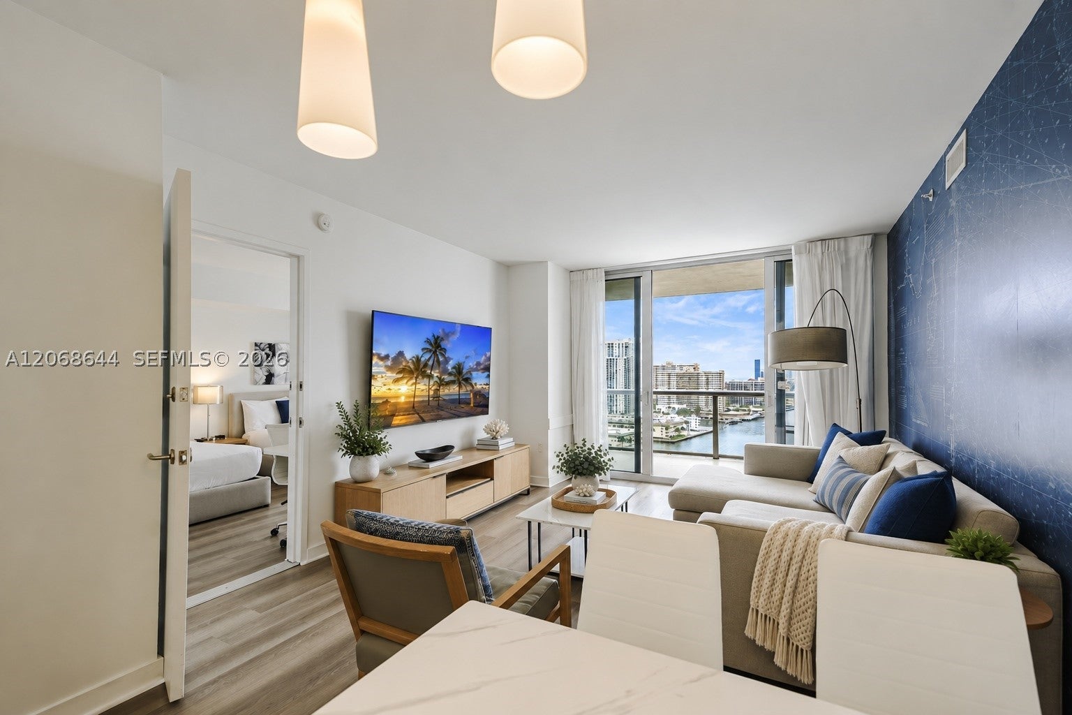 2602 E Hallandale Beach Blvd R1905