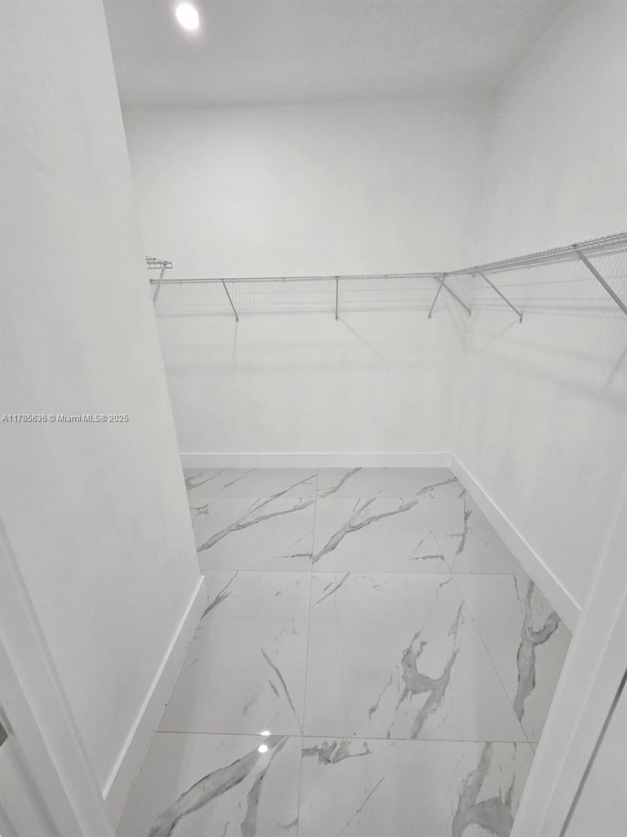 L4 - Residential