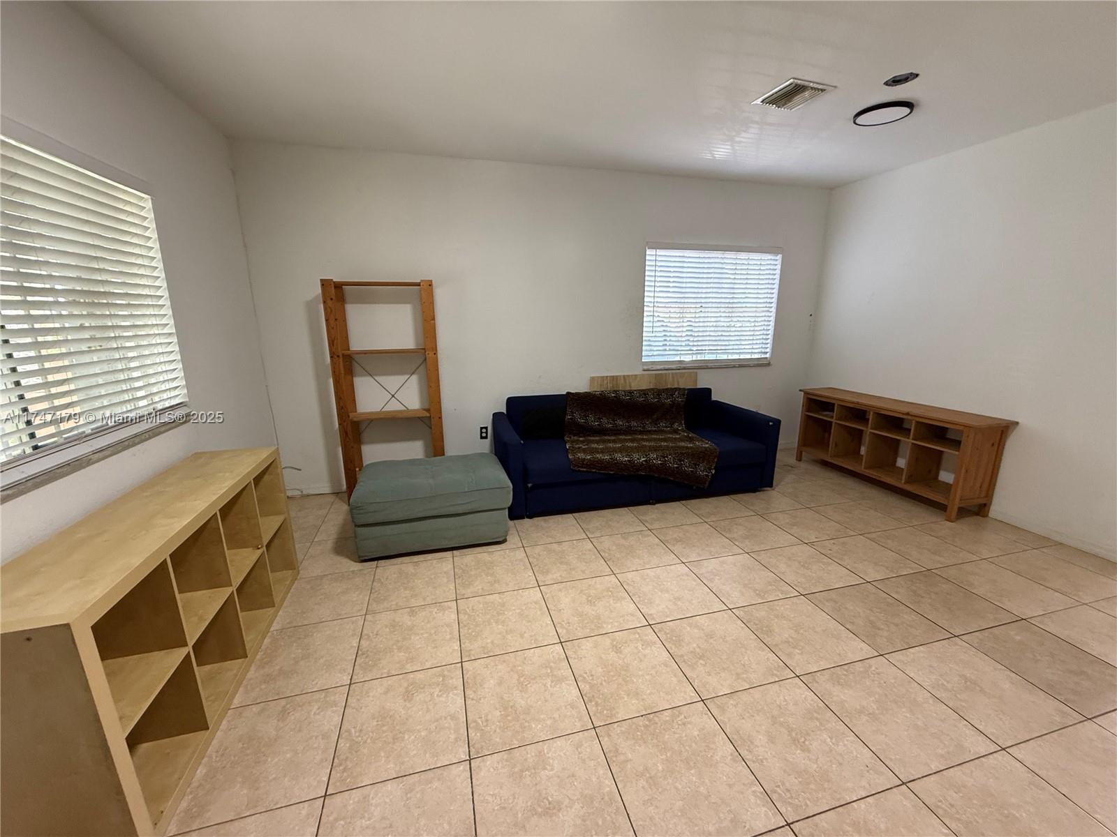 View photos, virtual tours, details... 320 NW 81st St
