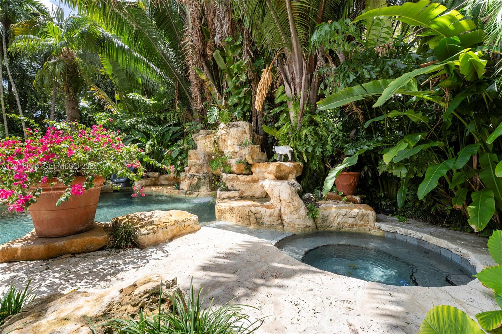 COCOA PLUM HEIGHTS SUB - Residential