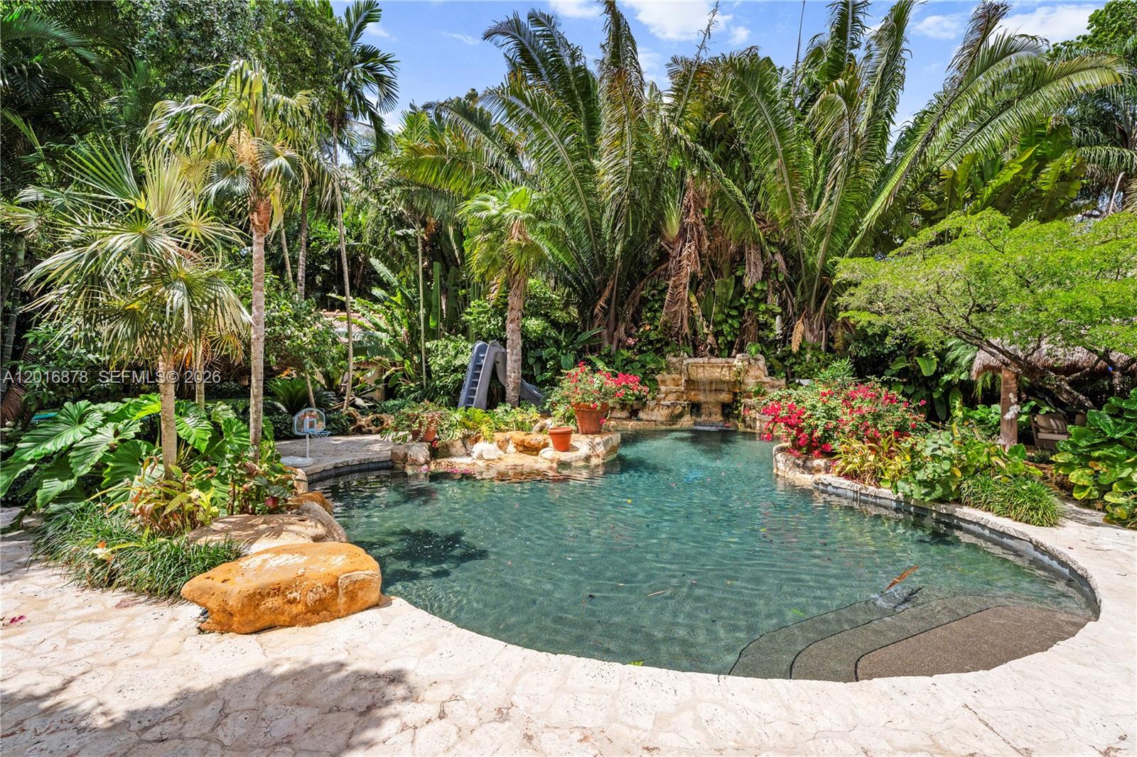 COCOA PLUM HEIGHTS SUB - Residential
