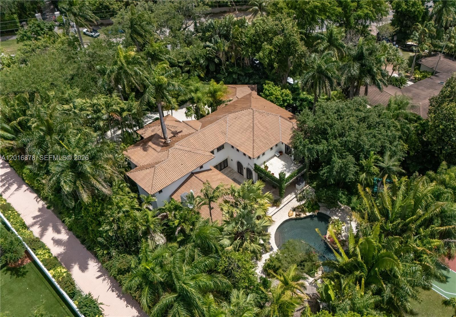COCOA PLUM HEIGHTS SUB - Residential