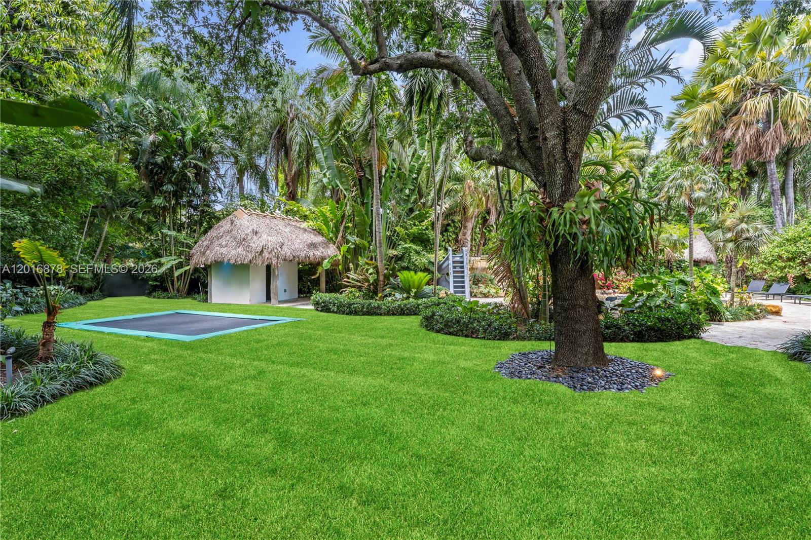 COCOA PLUM HEIGHTS SUB - Residential