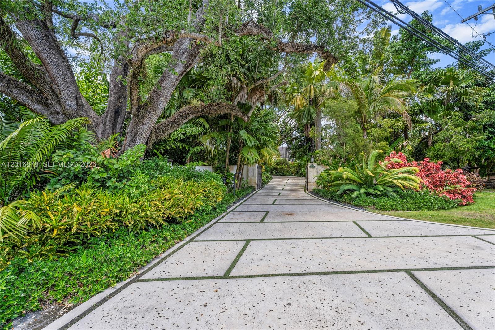 COCOA PLUM HEIGHTS SUB - Residential