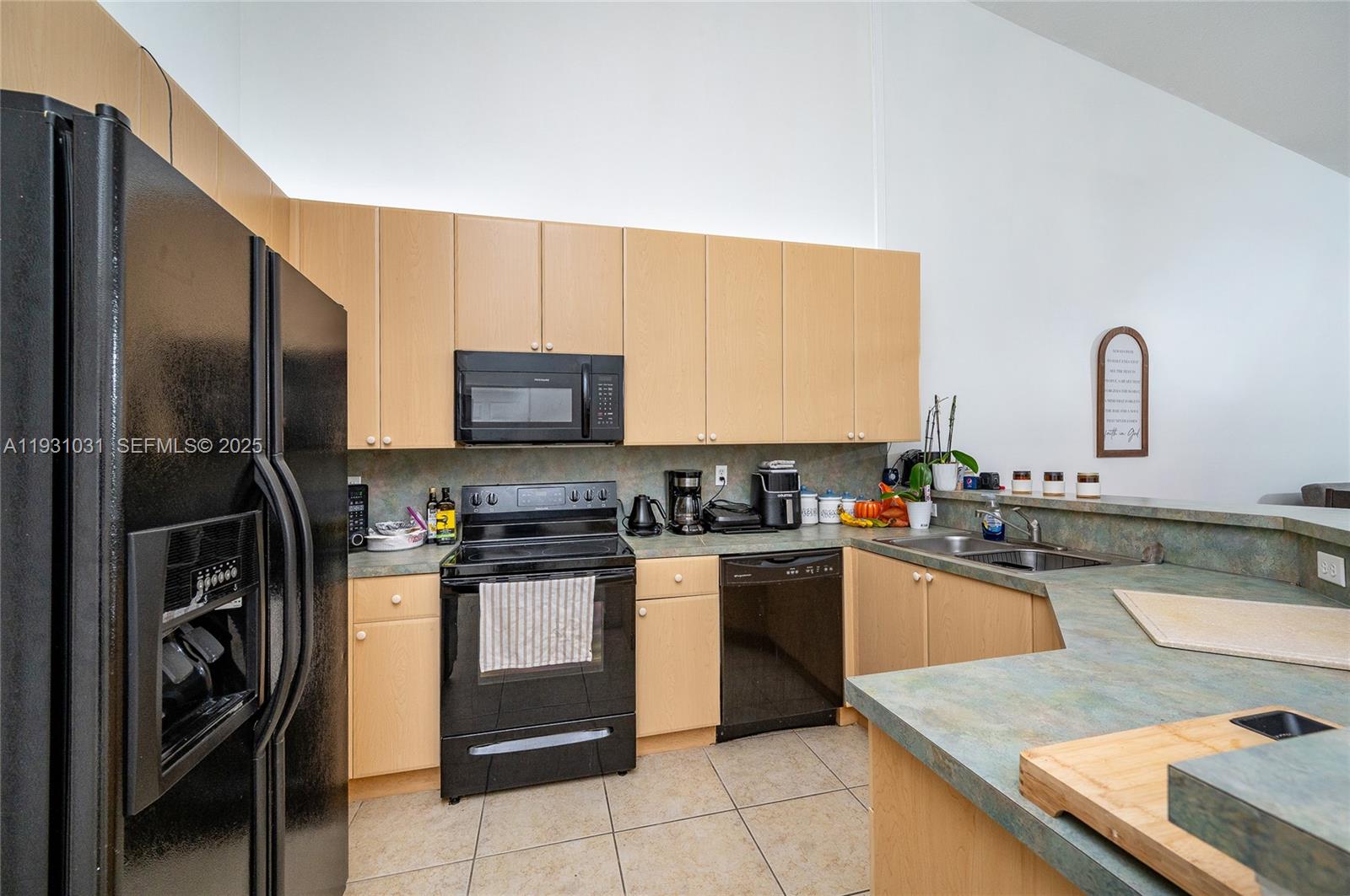 VENTURA AT MALIBU BAY - Residential