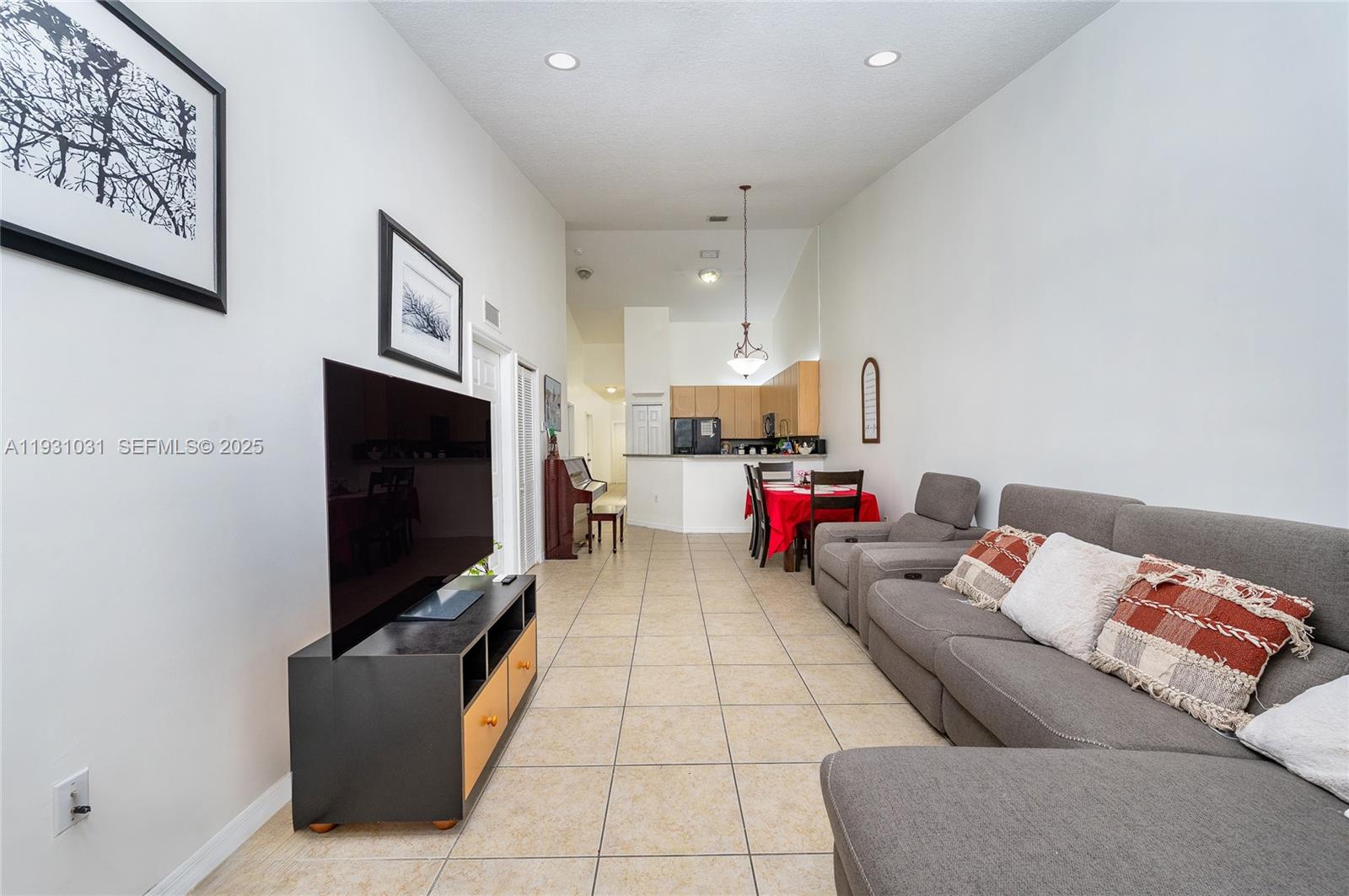 VENTURA AT MALIBU BAY - Residential