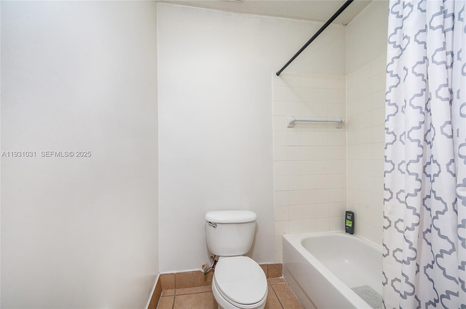 VENTURA AT MALIBU BAY - Residential