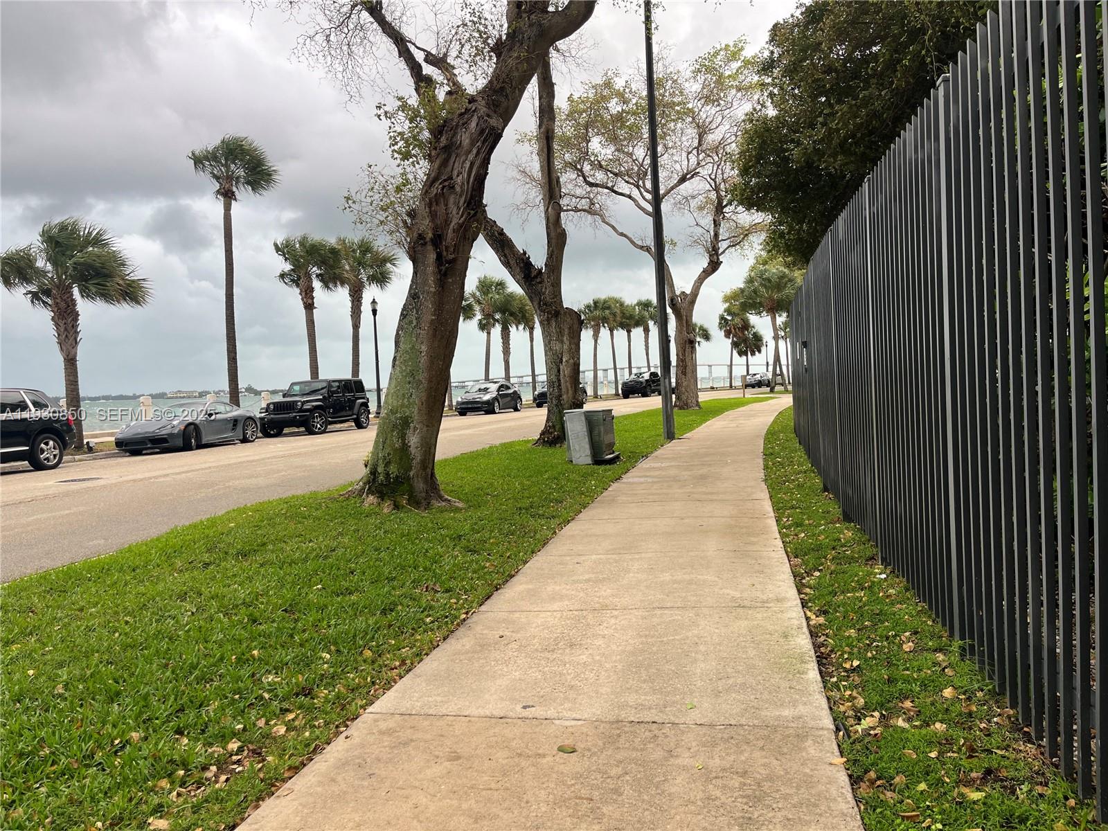 BRICKELL BAY TOWER CONDO - Residential Lease