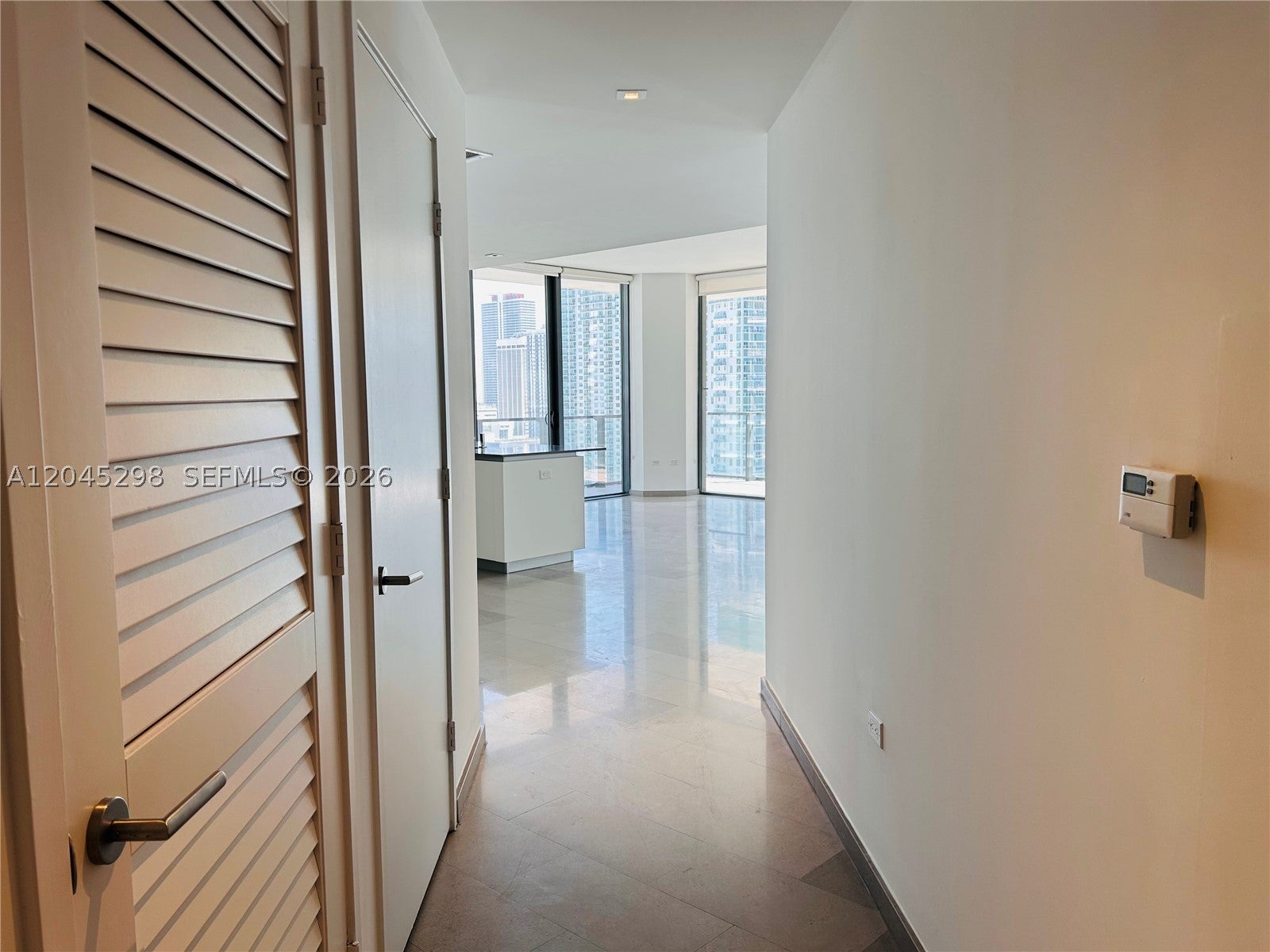 88 SW 7th St 1511