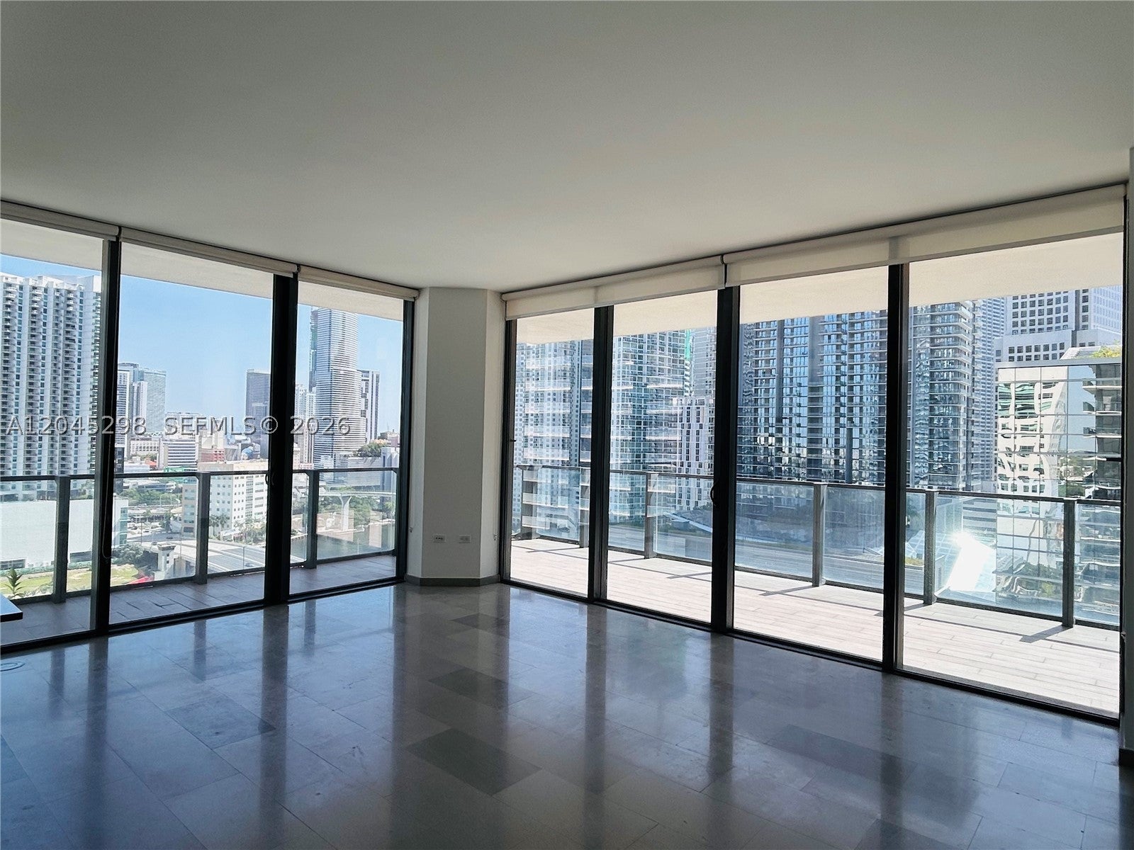 88 SW 7th St 1511