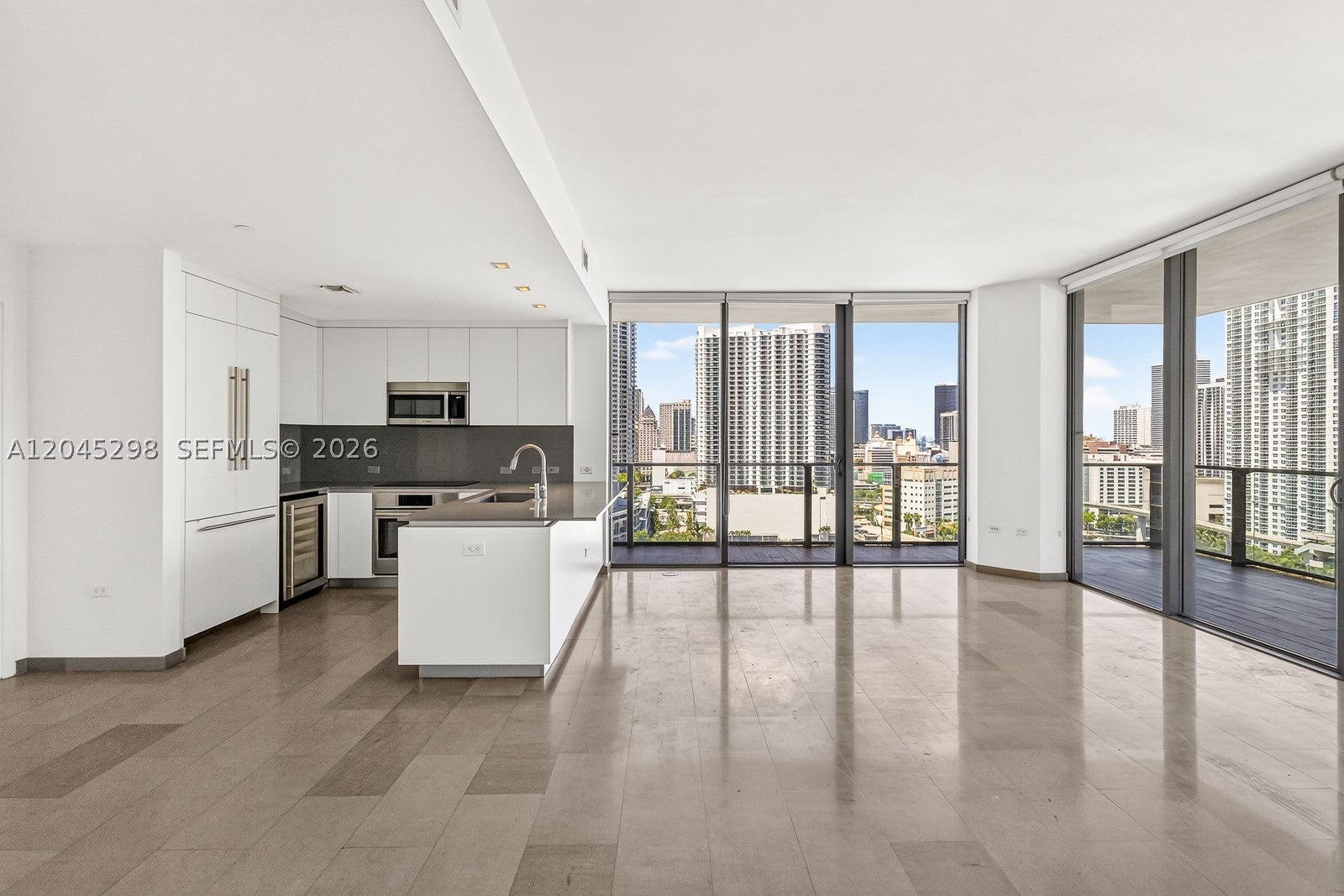 88 SW 7th St 1511