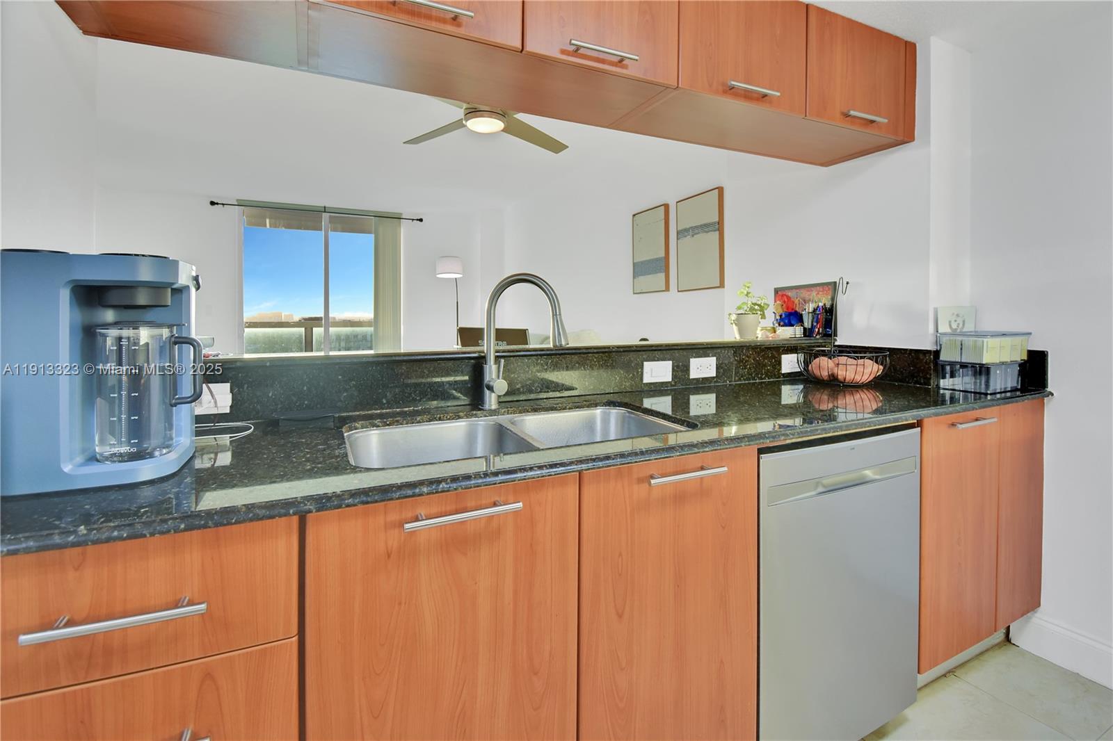 1800 CLUB CONDO - Residential