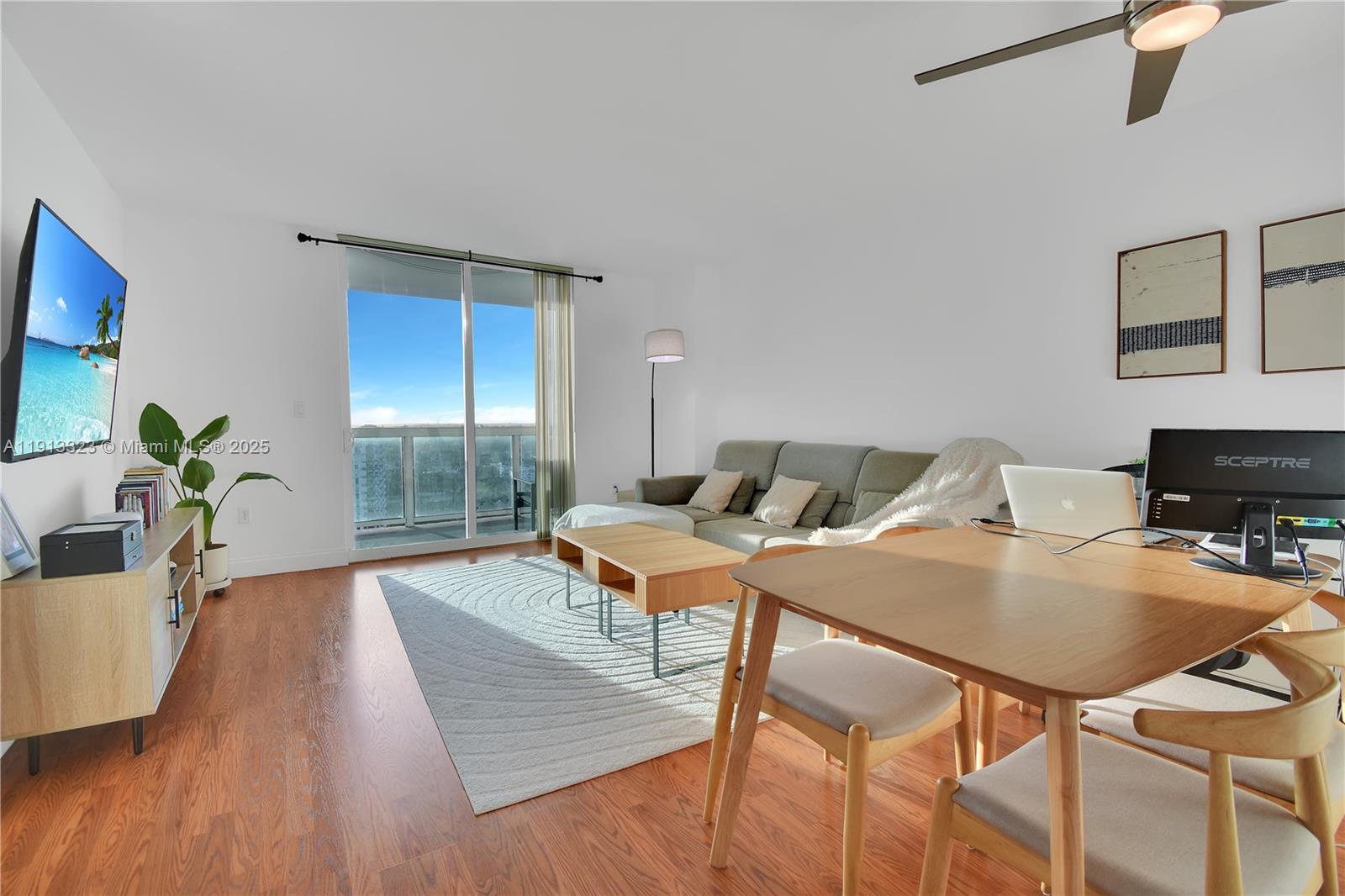 1800 CLUB CONDO - Residential