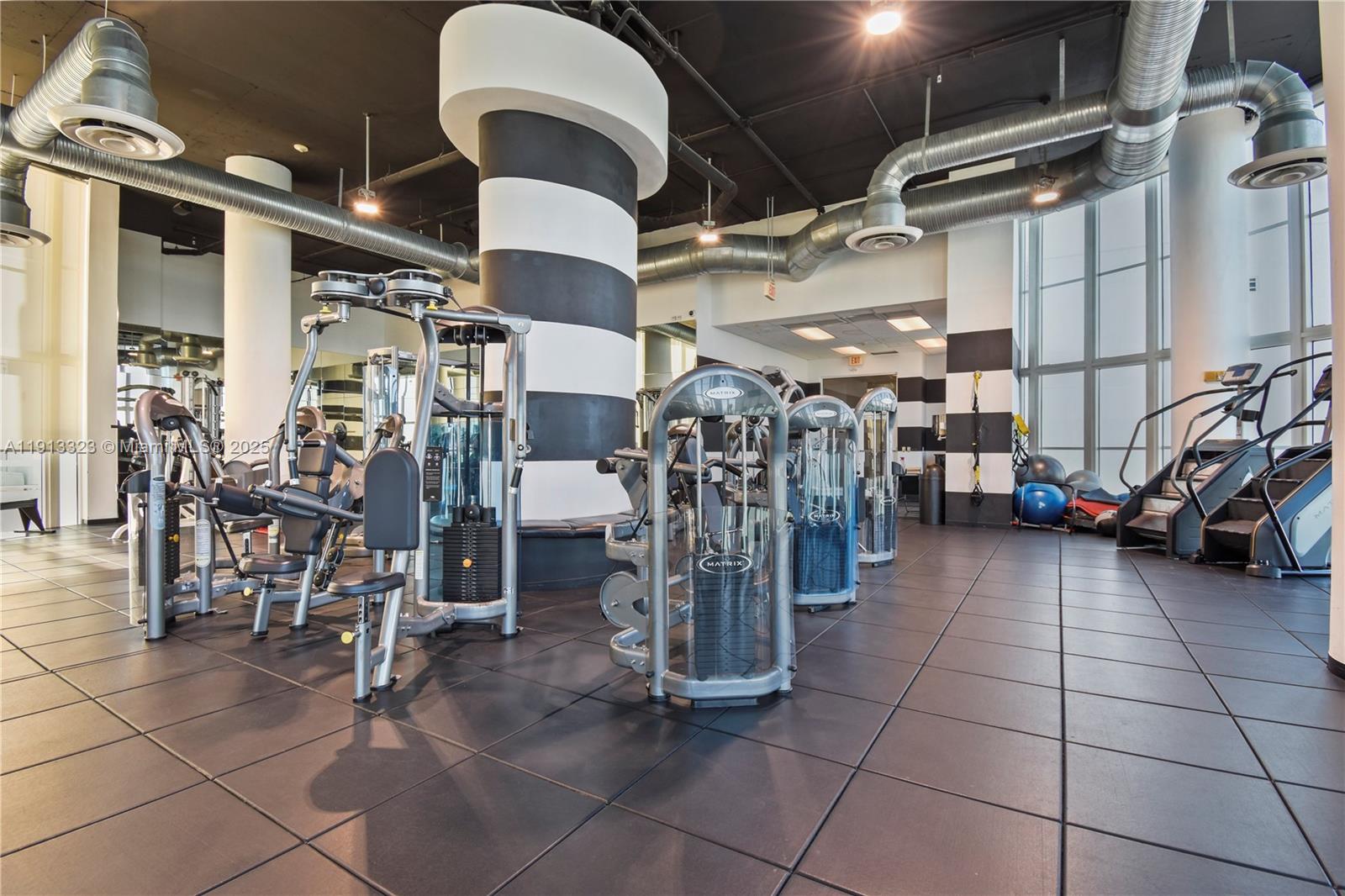 1800 CLUB CONDO - Residential