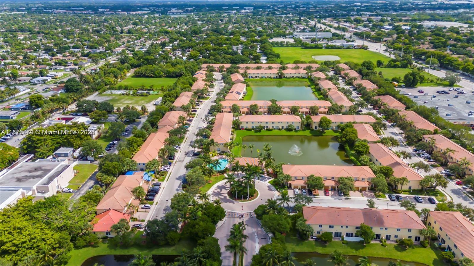 ISLES OF OAKLAND PARK - Residential