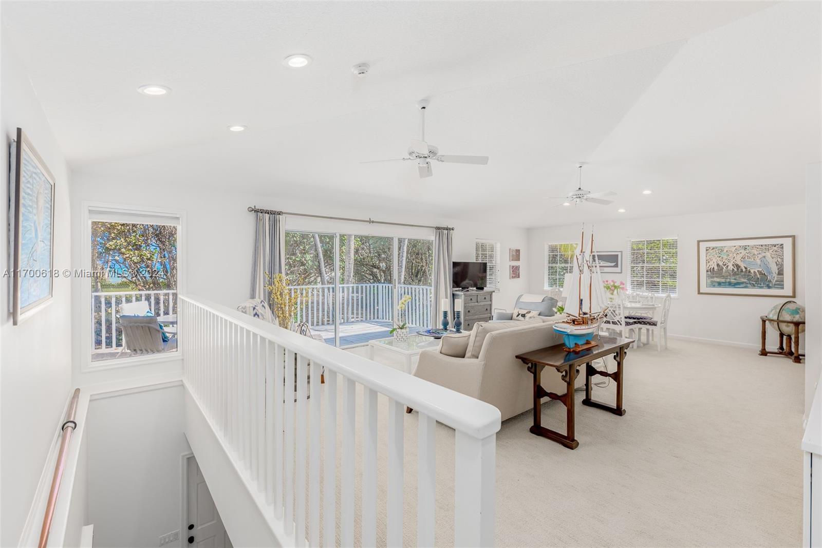 JUPITER ISLAND - Residential
