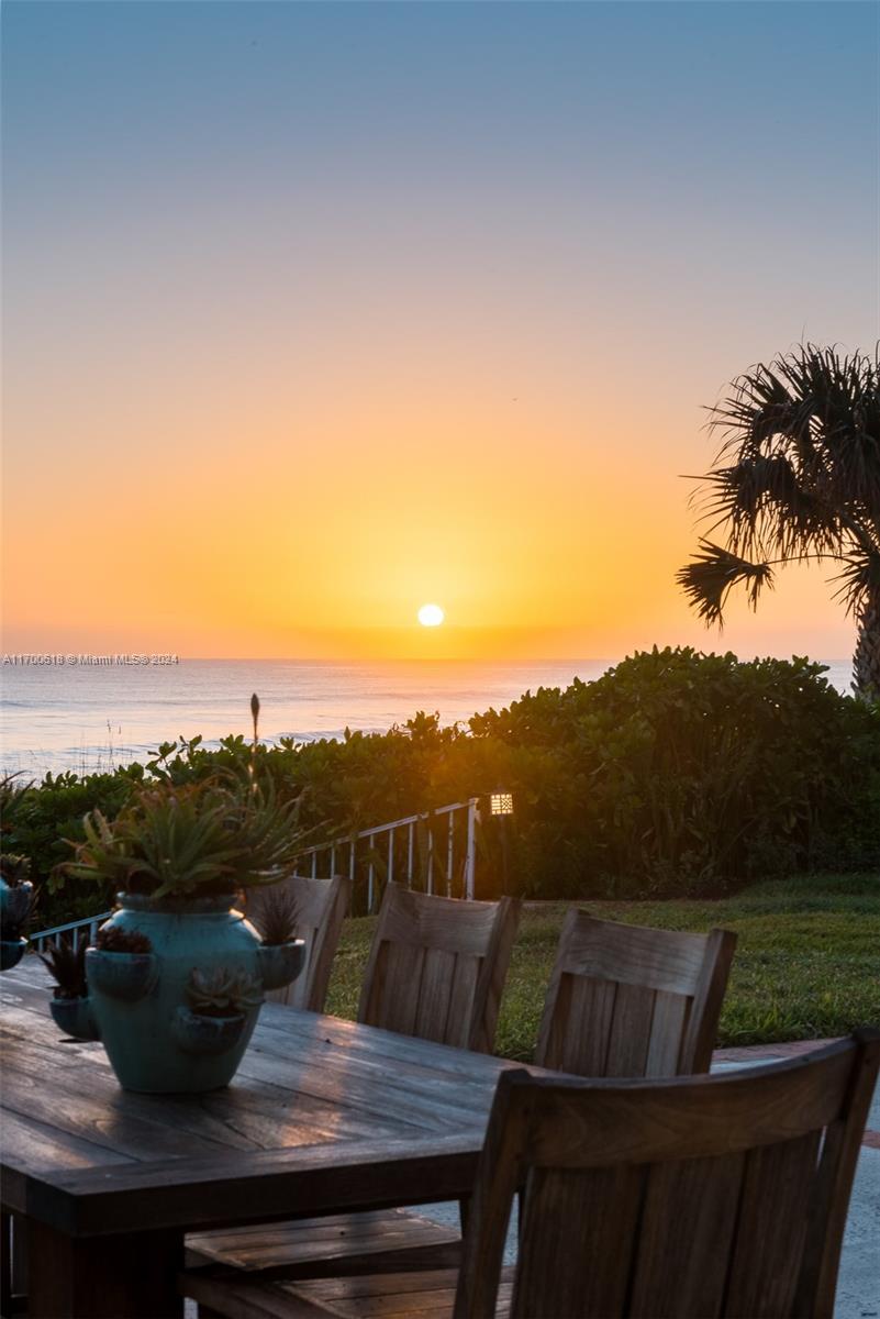 JUPITER ISLAND - Residential