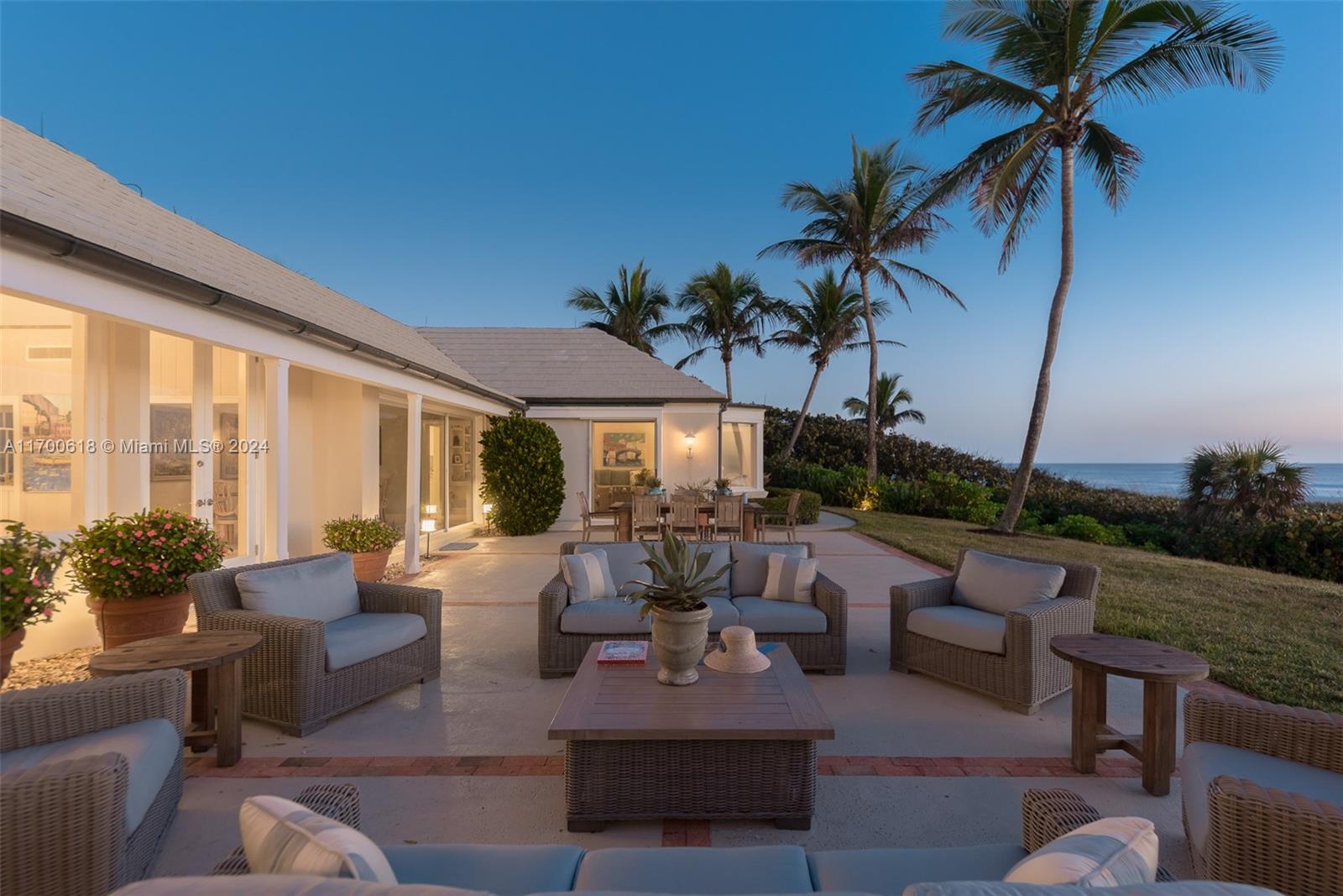JUPITER ISLAND - Residential