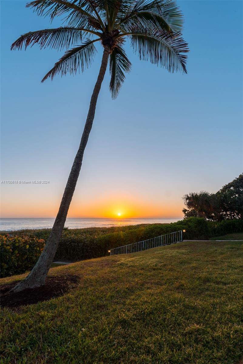 JUPITER ISLAND - Residential