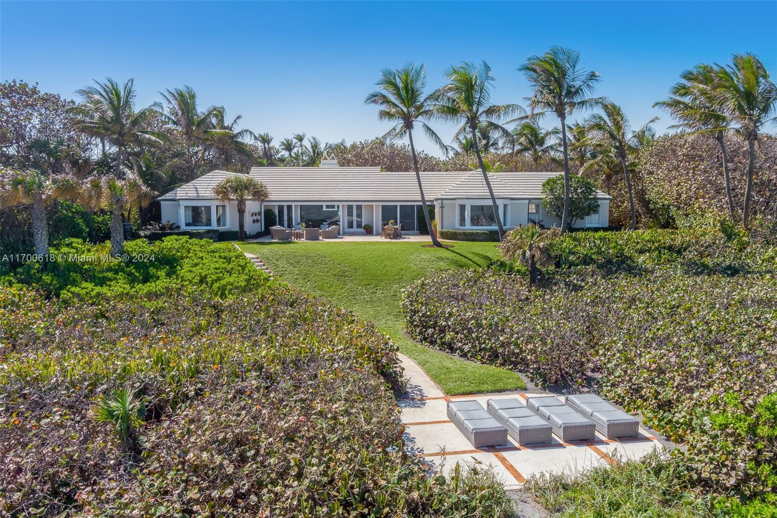 JUPITER ISLAND - Residential
