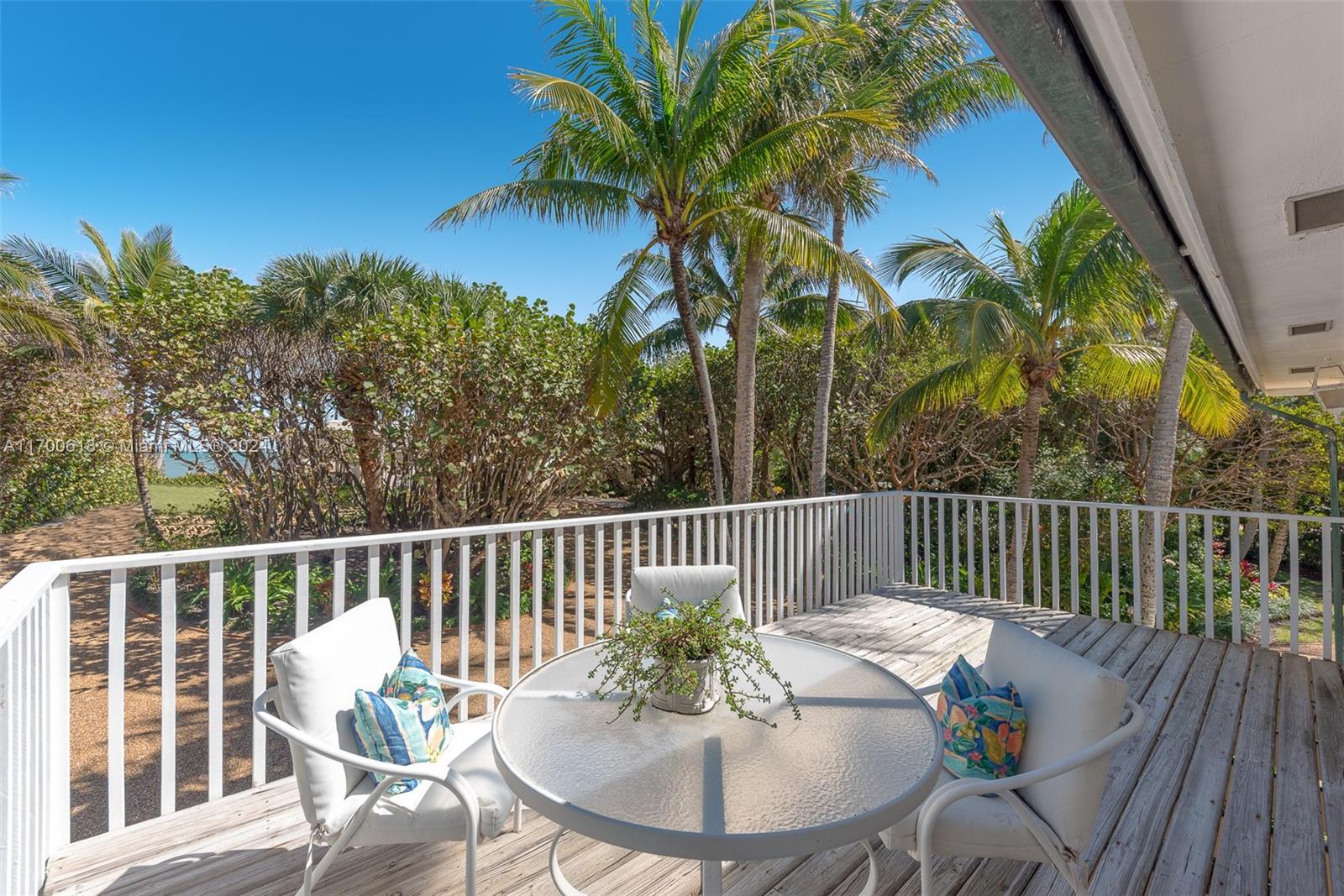 JUPITER ISLAND - Residential