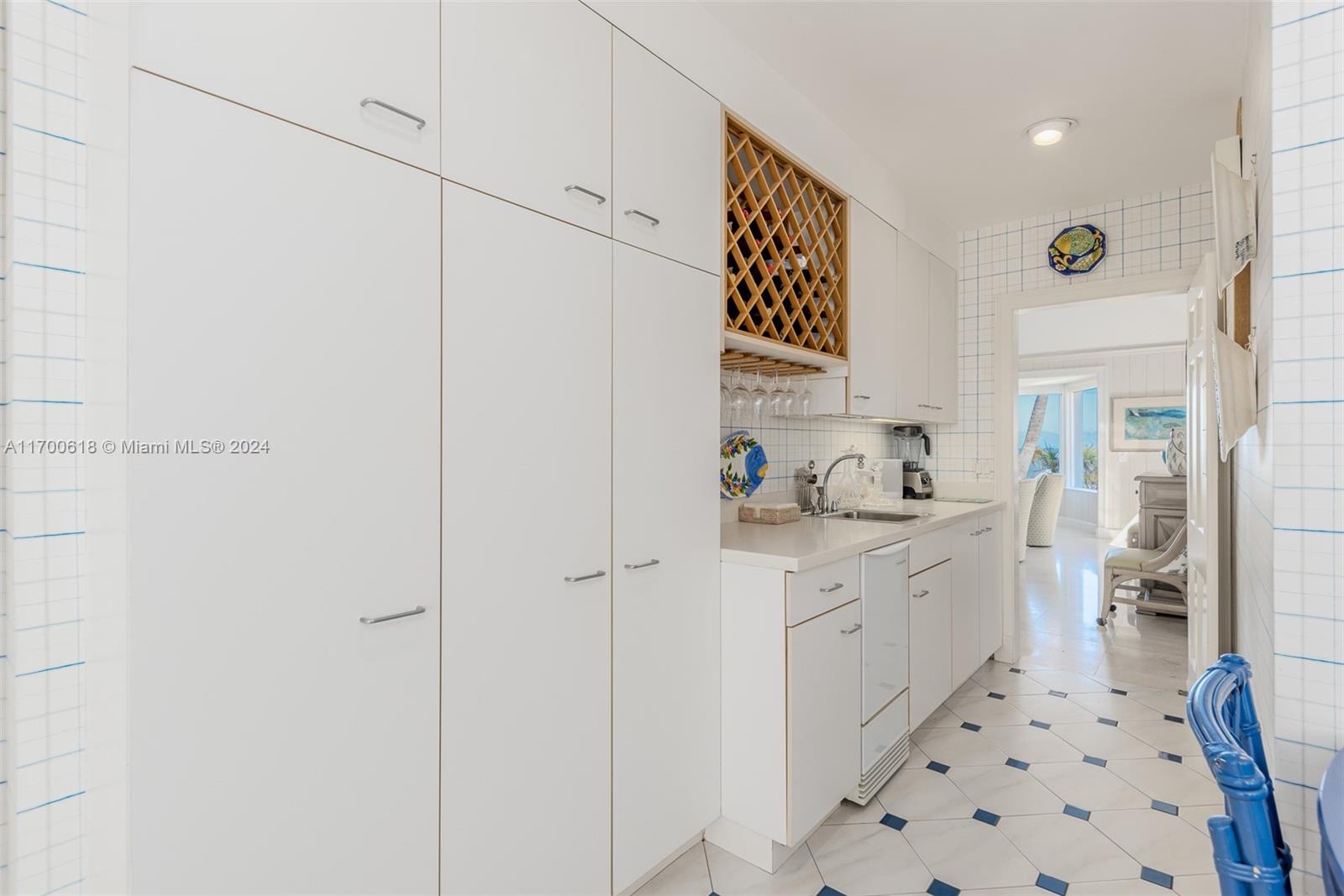 JUPITER ISLAND - Residential