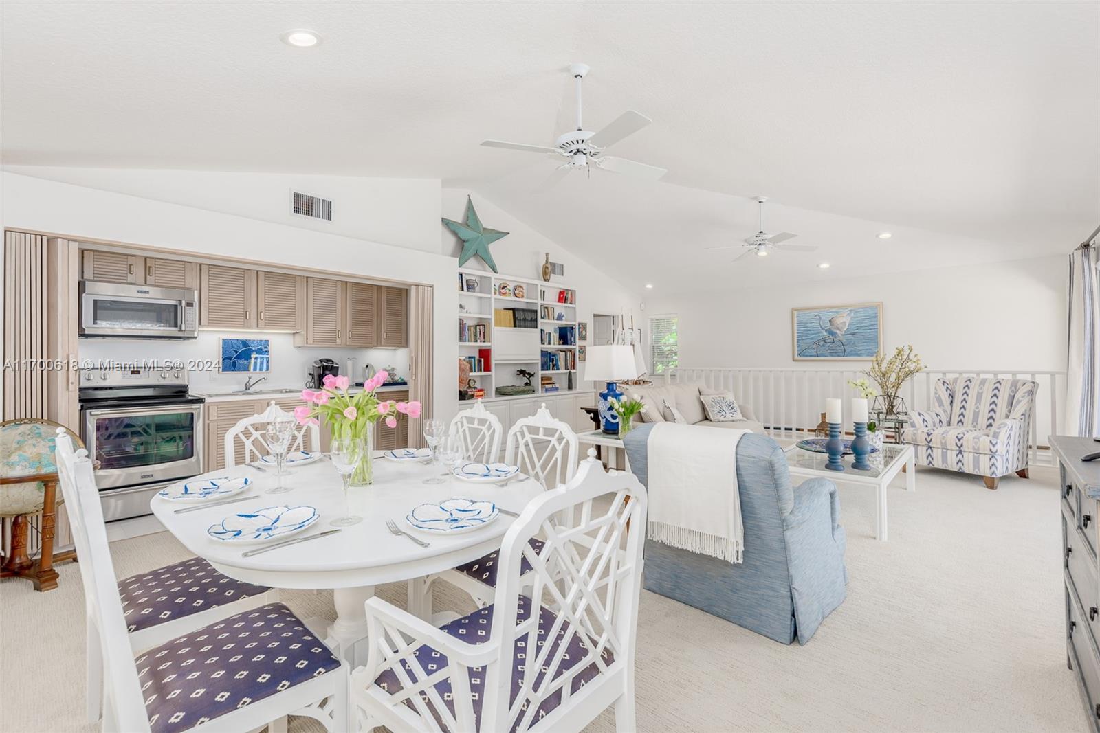 JUPITER ISLAND - Residential