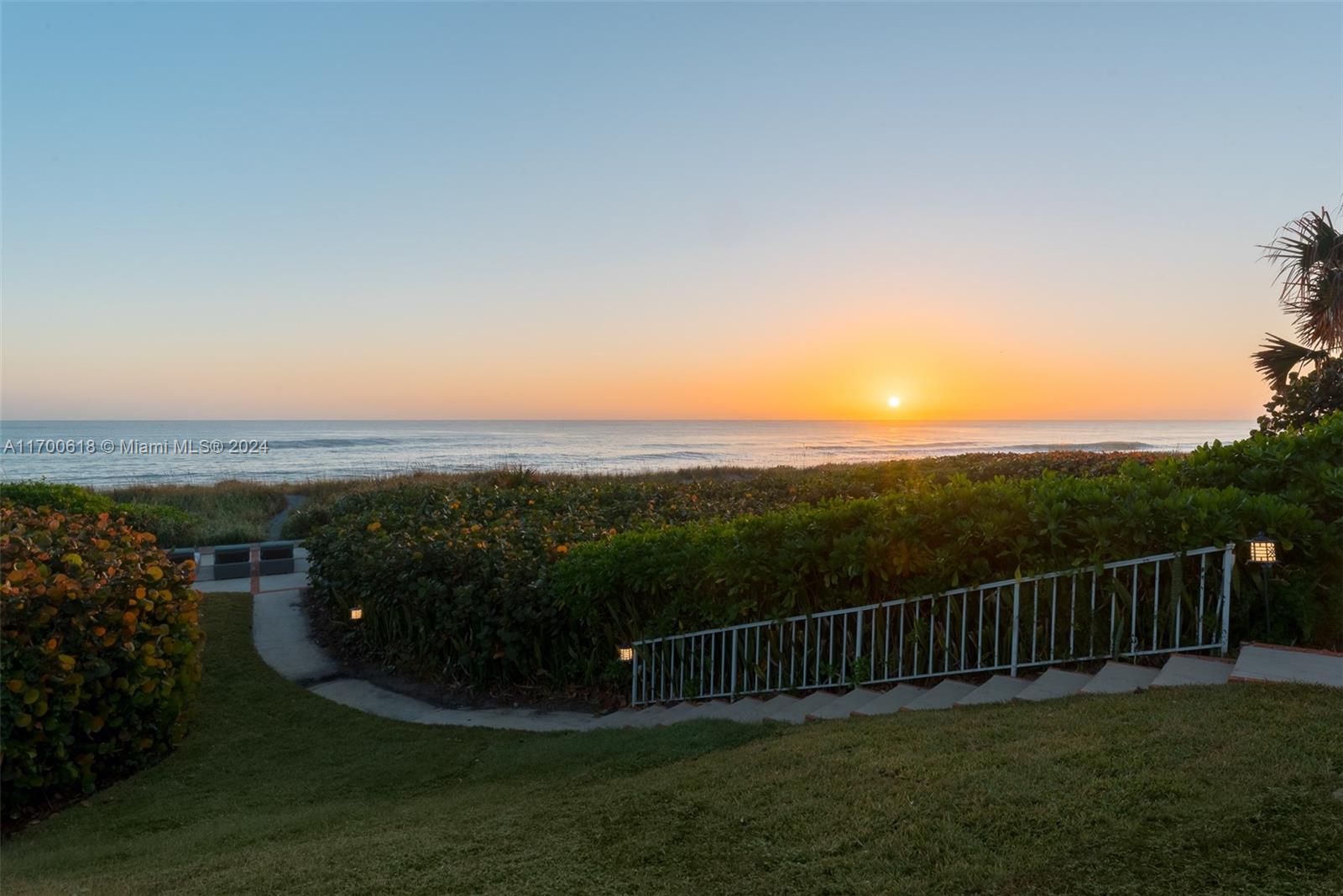 JUPITER ISLAND - Residential