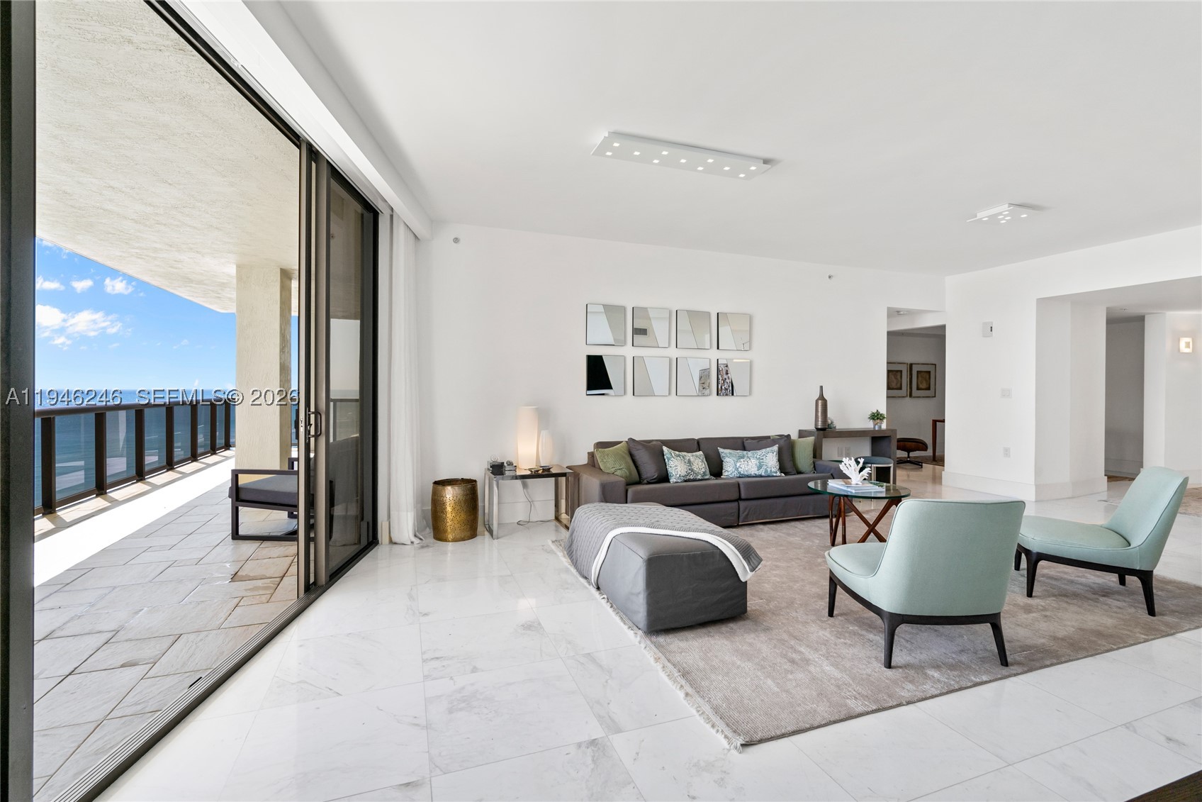 16275 Collins Ave 1501