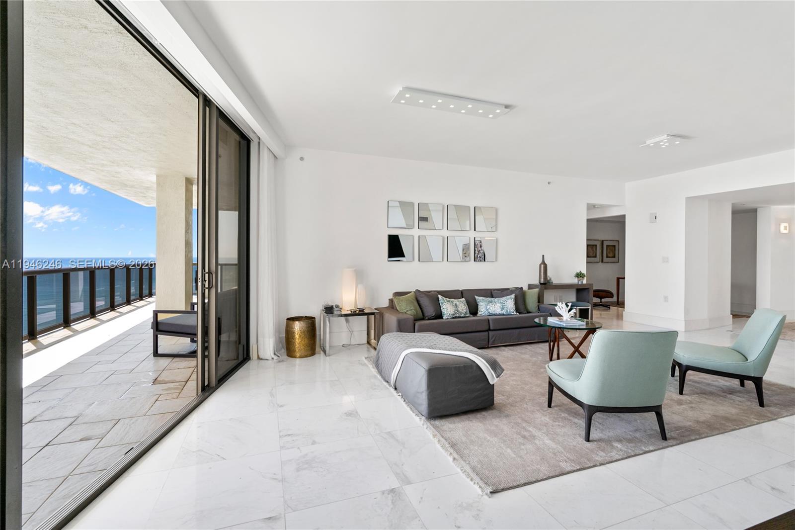 16275 Collins Ave 1501