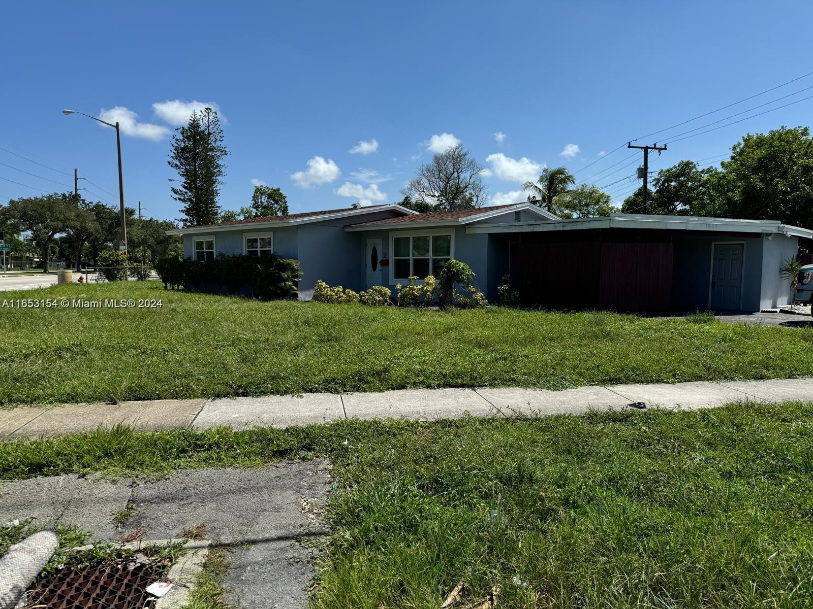 Charming single family property with 4 bedrooms and 2 bathrooms. New laminate floors, remodeled bathrooms and new kitchen. Very close to major highways and entertainment establishments. Section 8 Welcome!