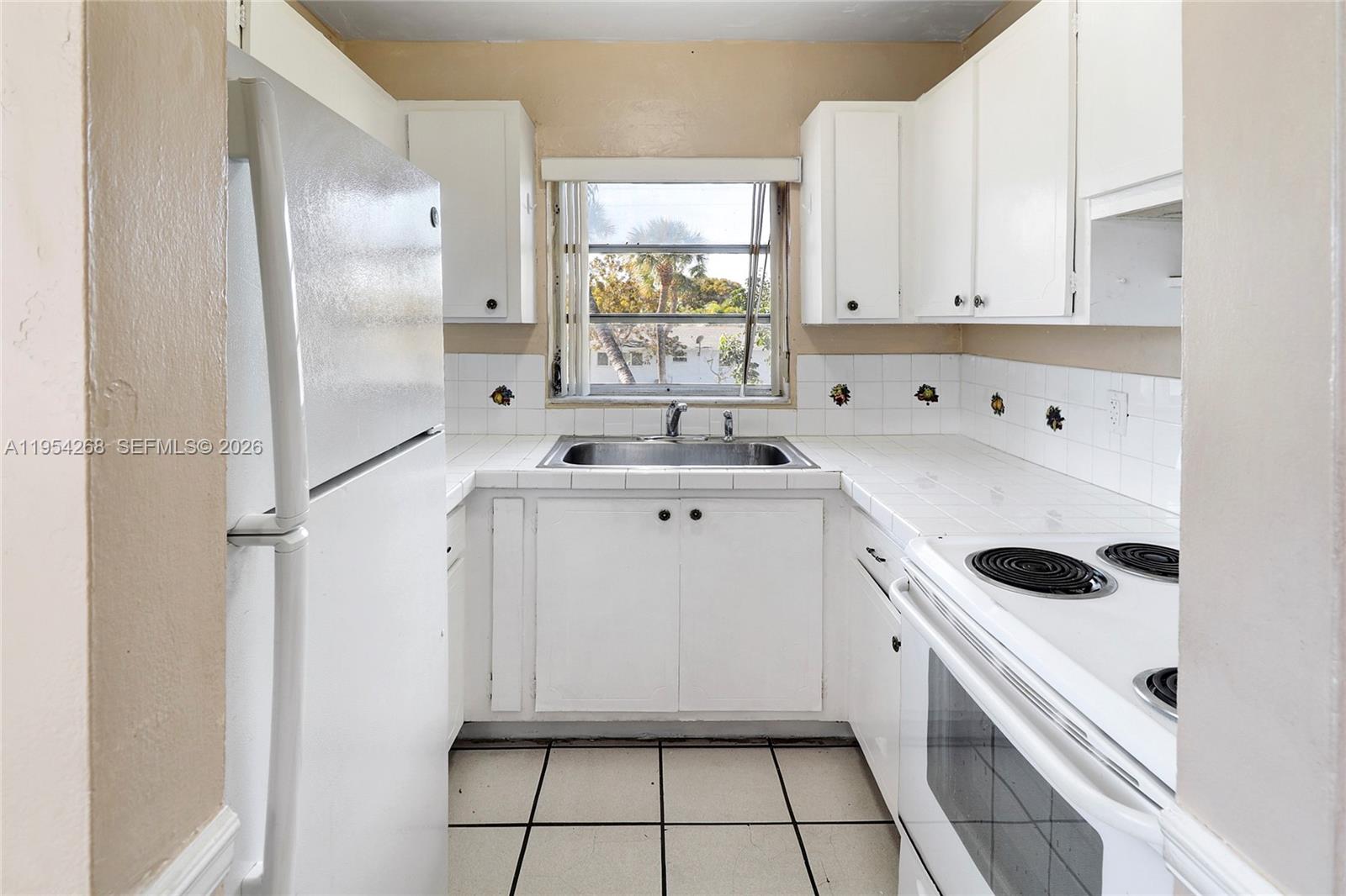 GULFVIEW APTS CONDO - Residential Lease