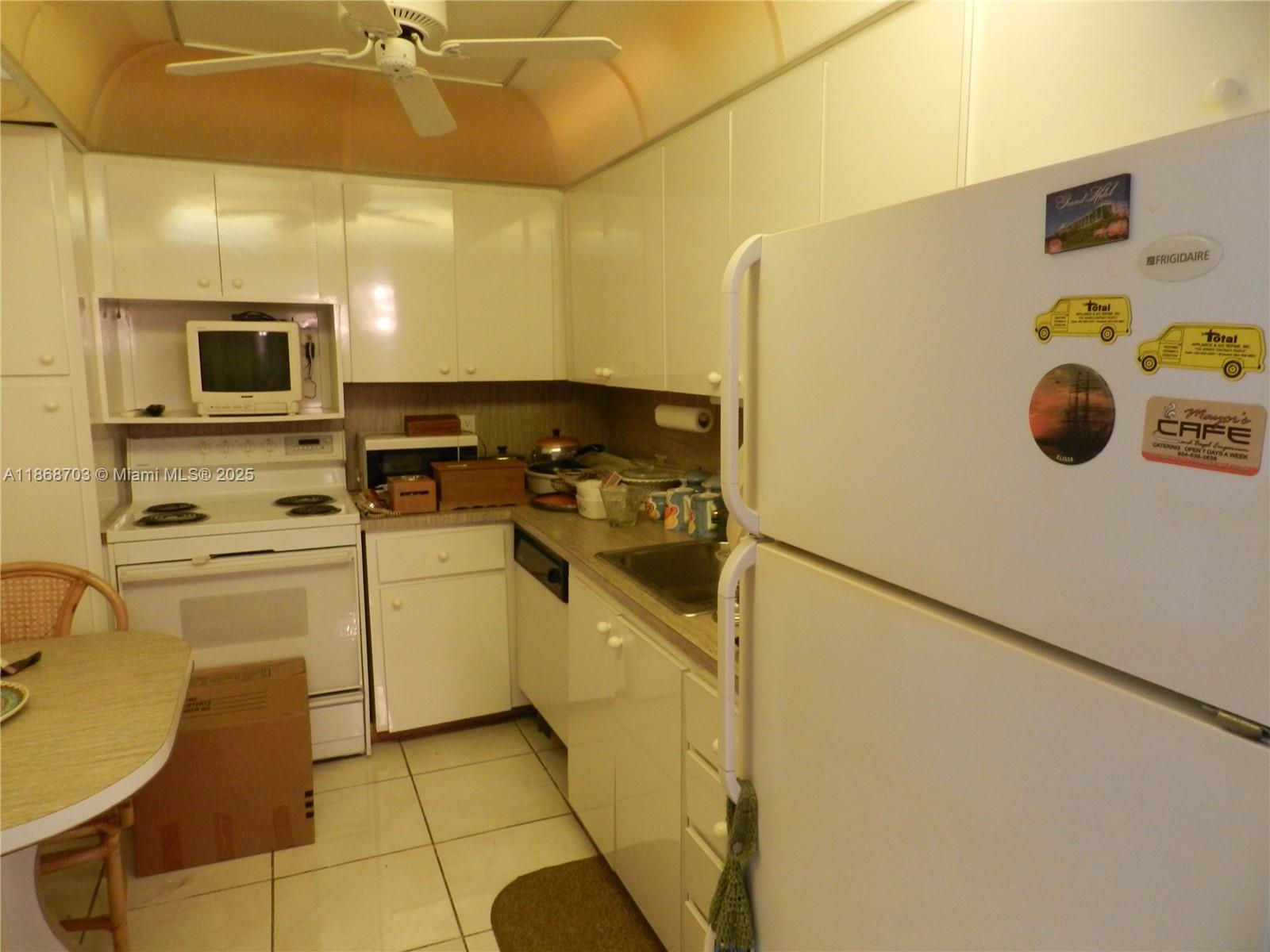 PARK PLACE CONDOMINIUM NO - Residential