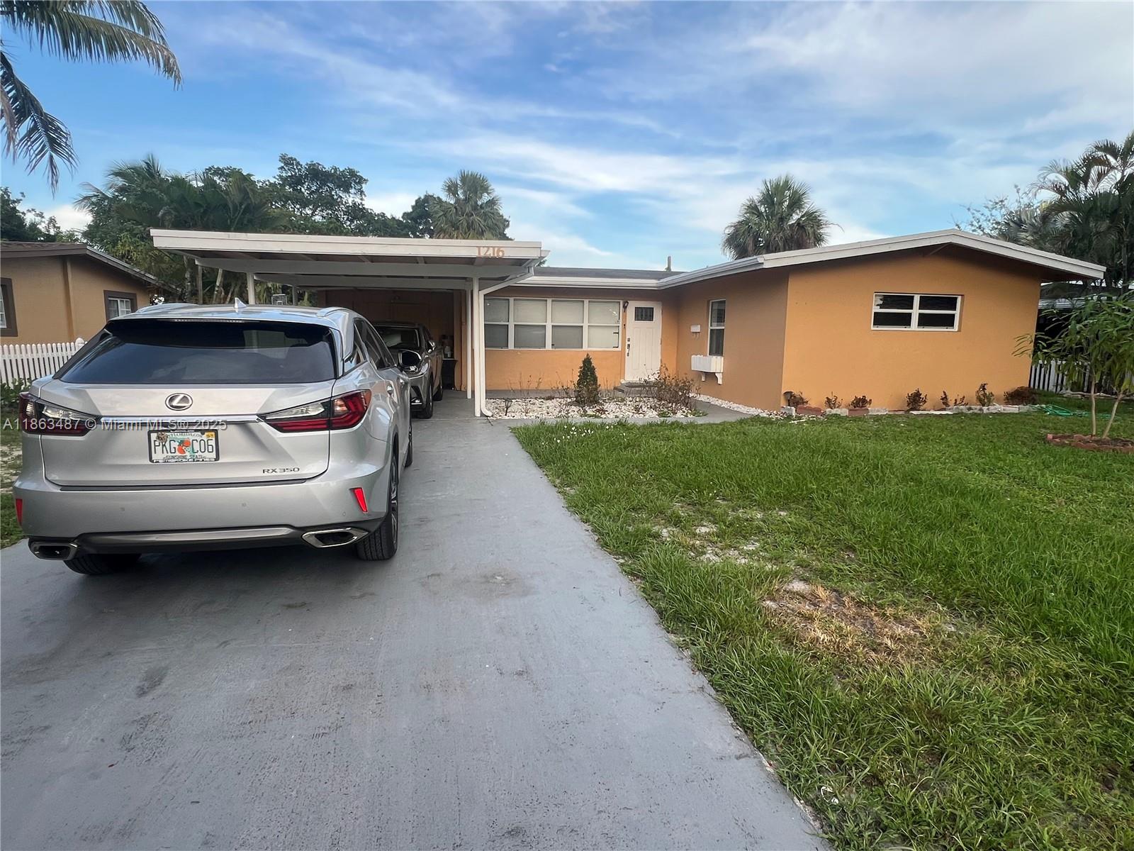 Beautiful and well-maintained home available after the 30th August. Offering bright living spaces, private yard, and convenient location near shopping, schools, and major highways. Property can be rented fully furnished or unfurnished to fit your needs.