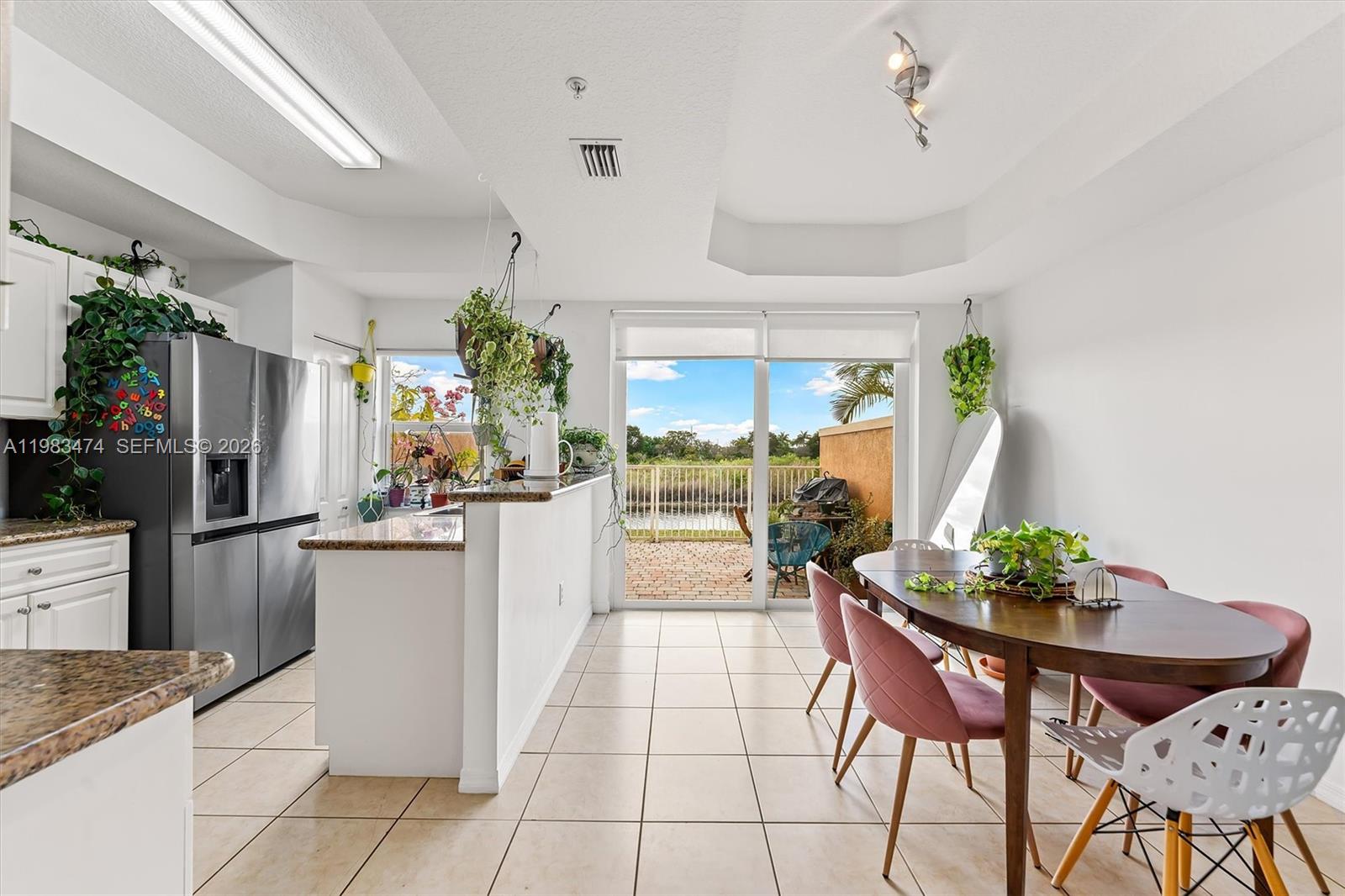 PEMBROKE CAY CONDO - Residential