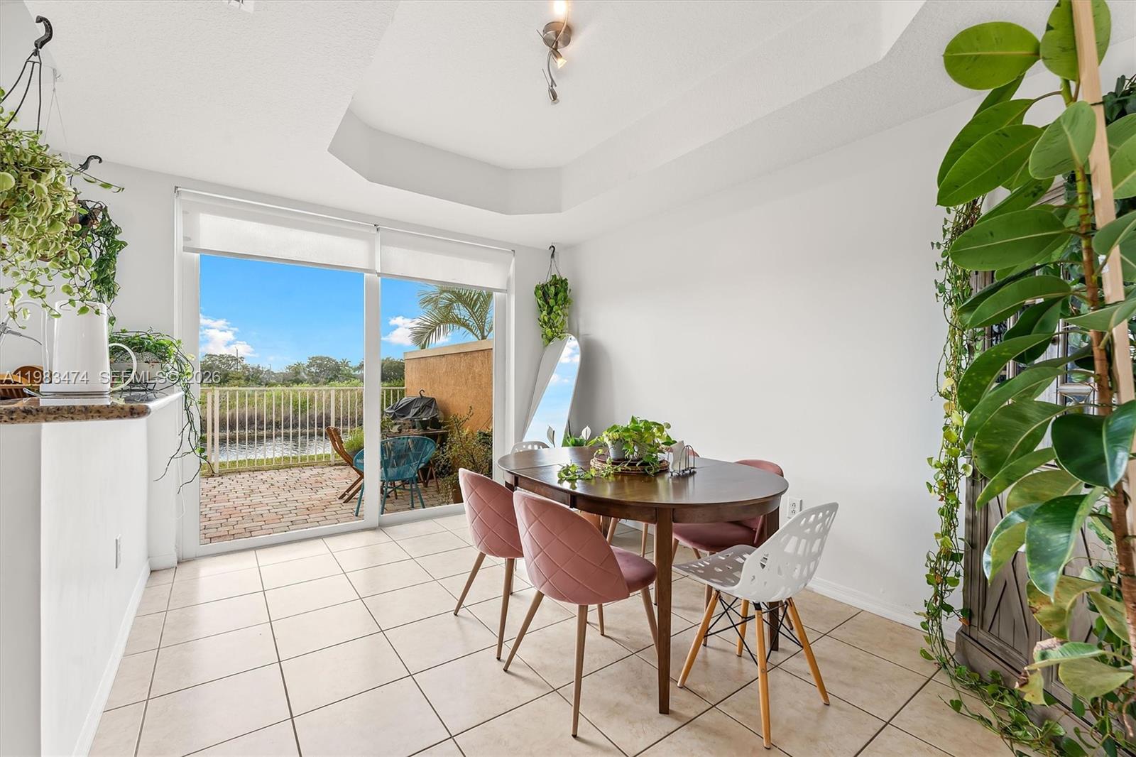 PEMBROKE CAY CONDO - Residential