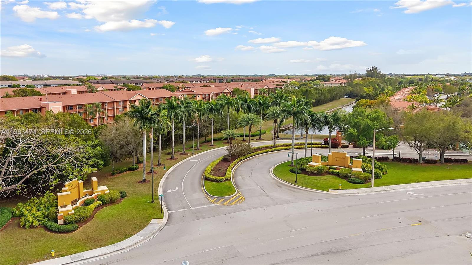 PEMBROKE CAY CONDO - Residential