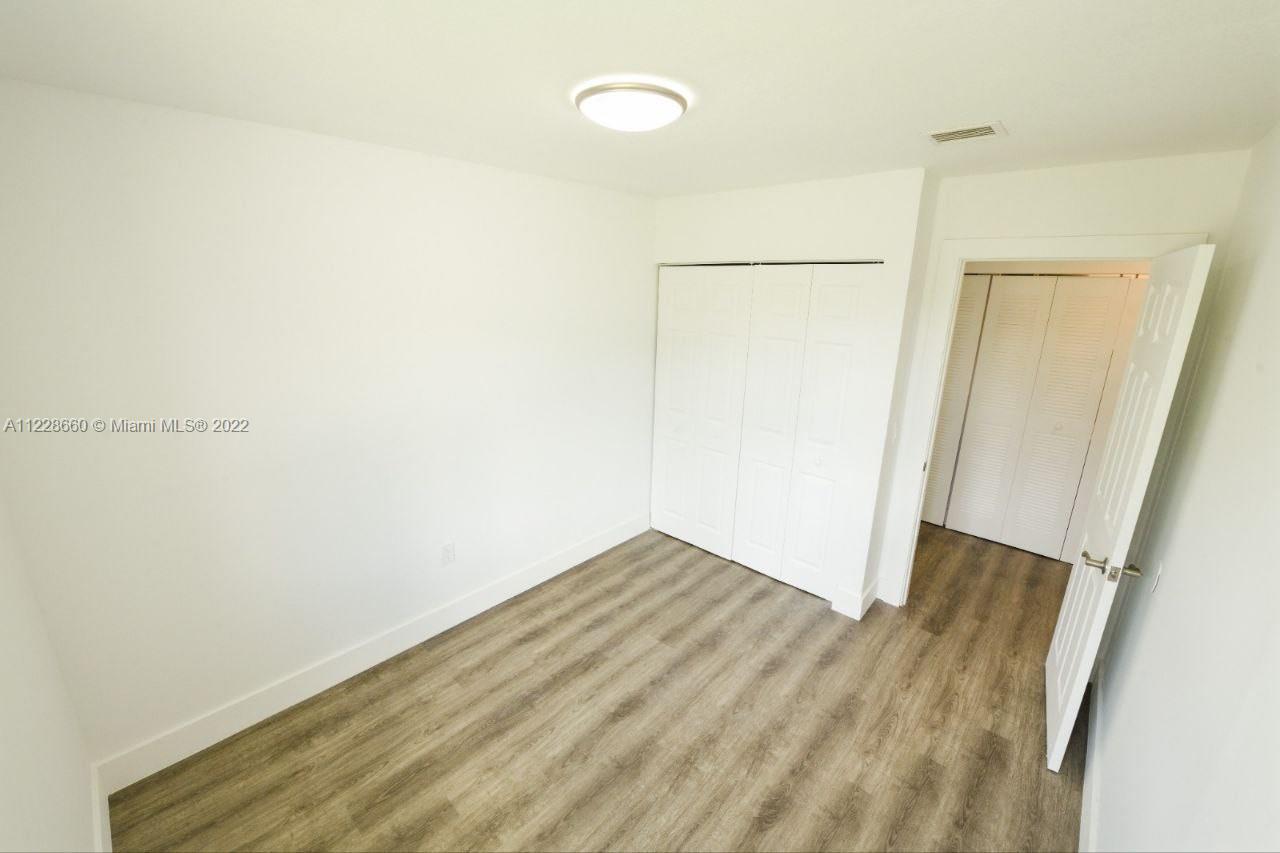 OAK PARK SEC 2 - Residential