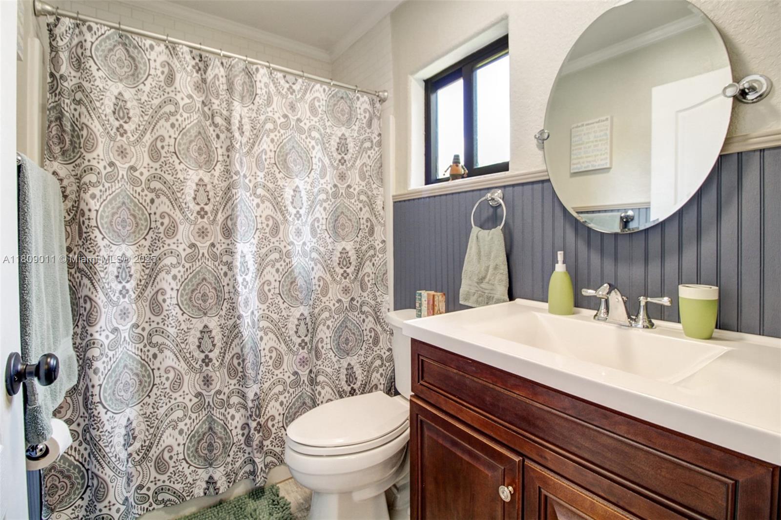 REDLANDS COVE - Residential