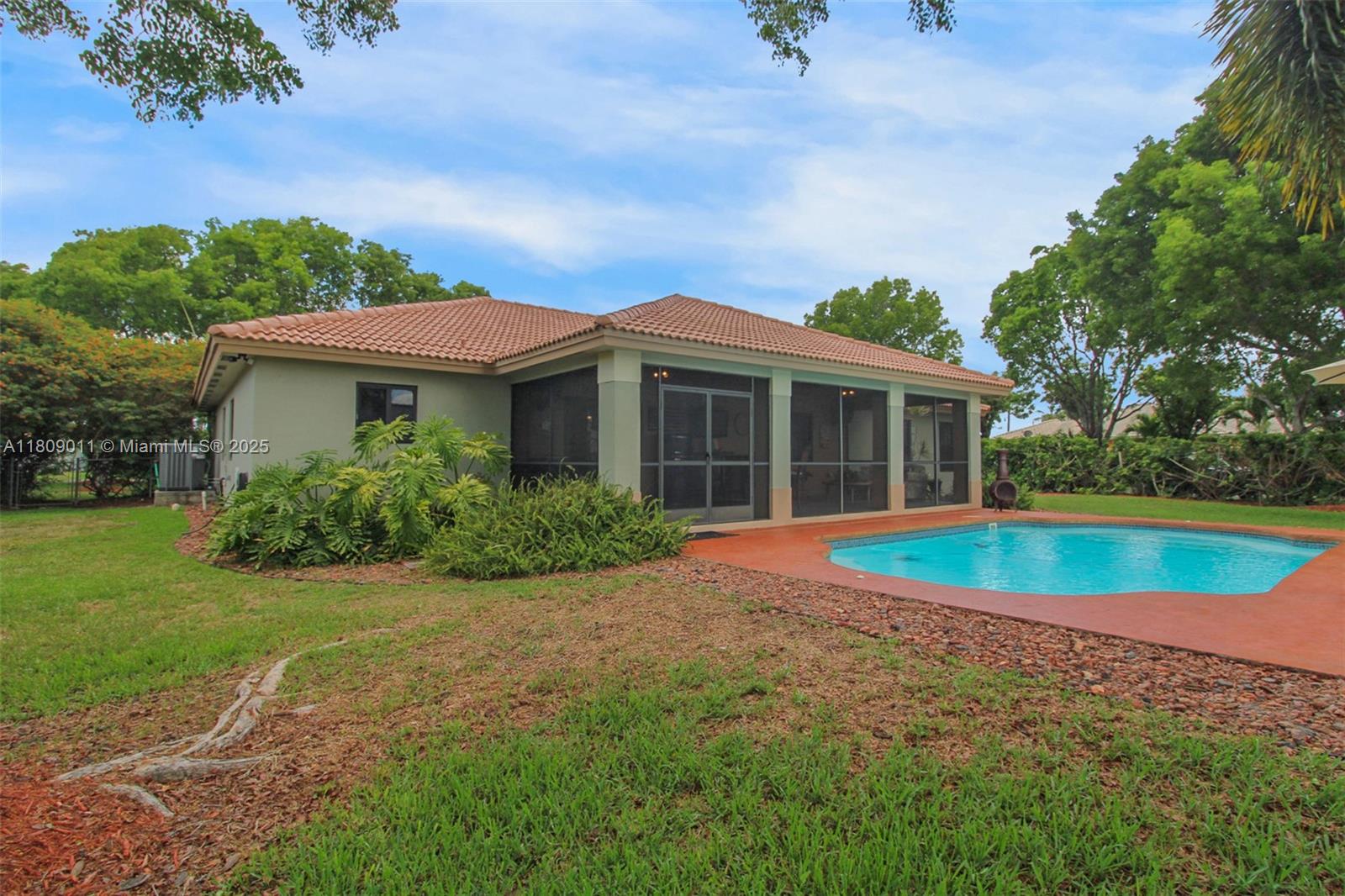 REDLANDS COVE - Residential