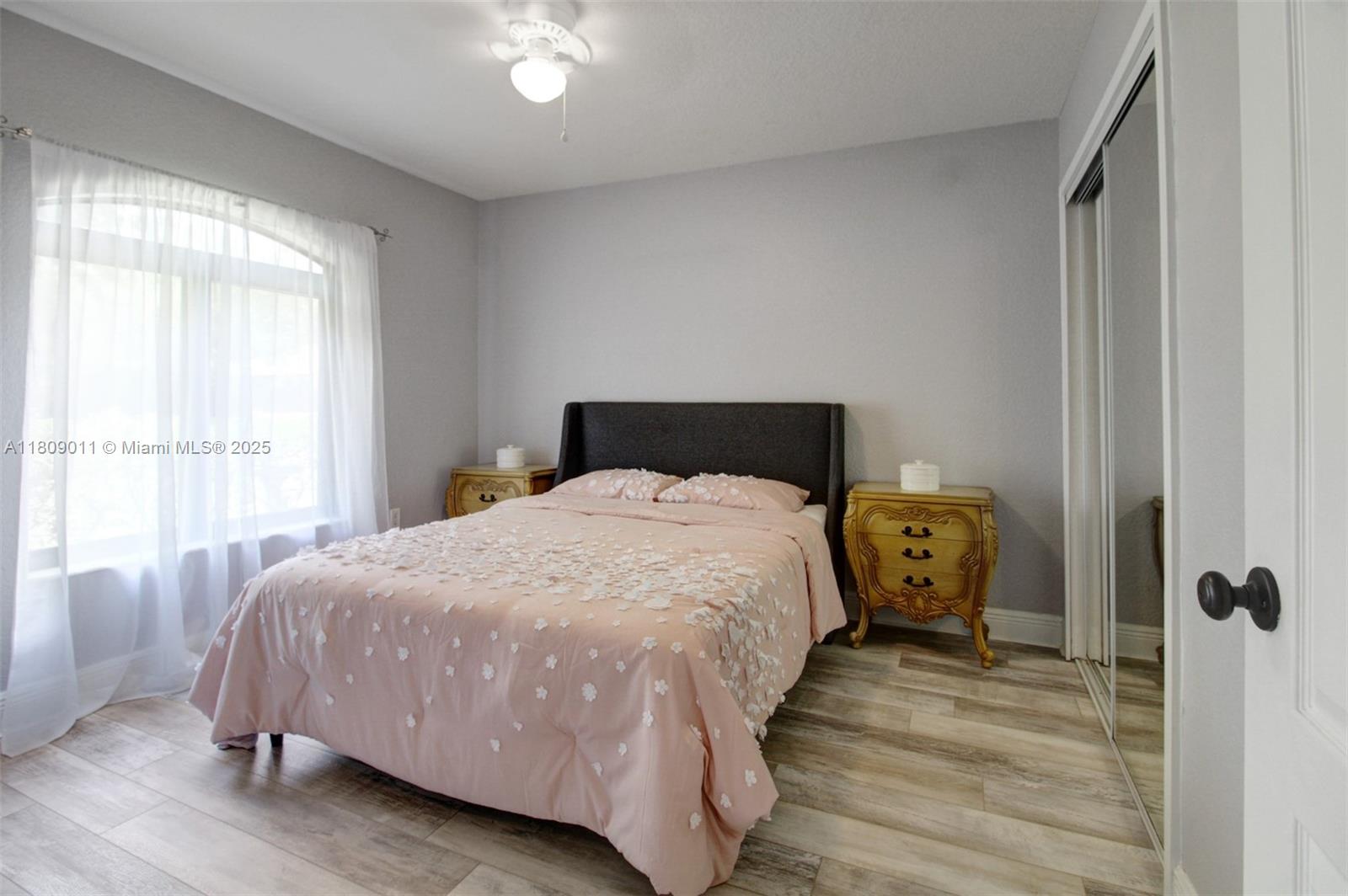 REDLANDS COVE - Residential