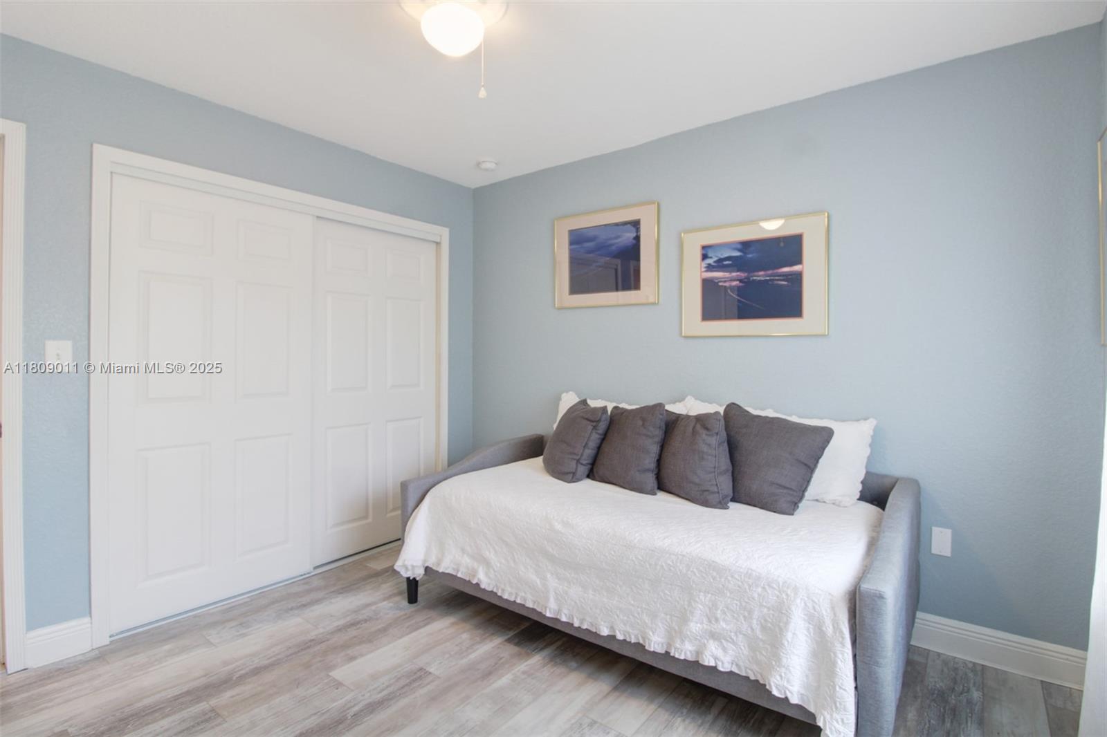 REDLANDS COVE - Residential