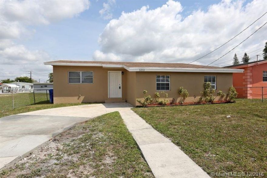 Beautiful home, Pets welcome with $20.00 monthly pet rent per pet and $250.00 pet fee per pet, the security deposit is based on credit, $45.00 application fee per person, app done online, documented income required, 1 month recent pay stub for salaried employees & 2 months pay stub for hourly/commission employees.  Must make a minimum 3 times rent to qualify**Deposit will be due within 24 hours of approval and move in date max 10 days from application date***